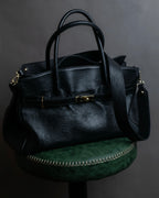 "AULENTTI" Gold closure belt design leather 2-way bag