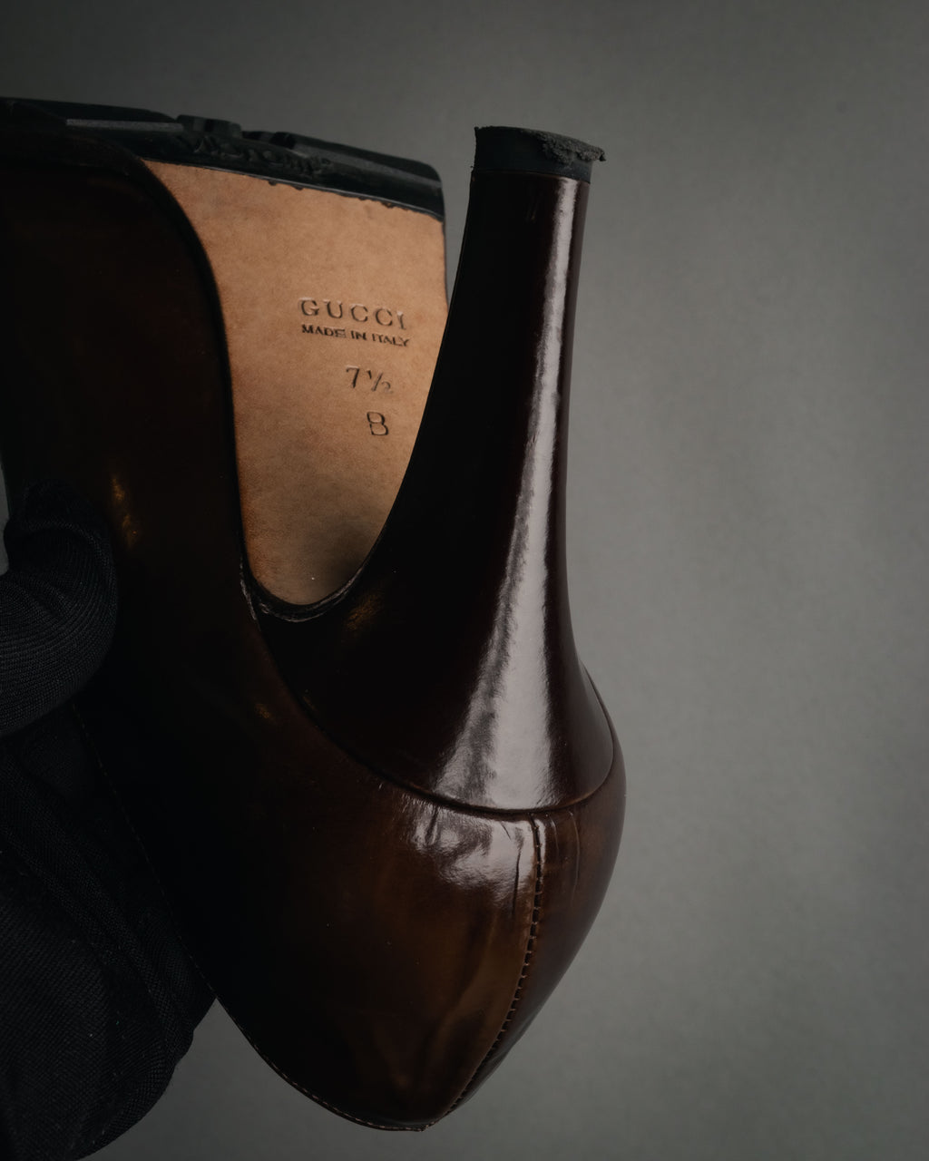 “GUCCI” 90’s-00’s patent leather horsebit pumps