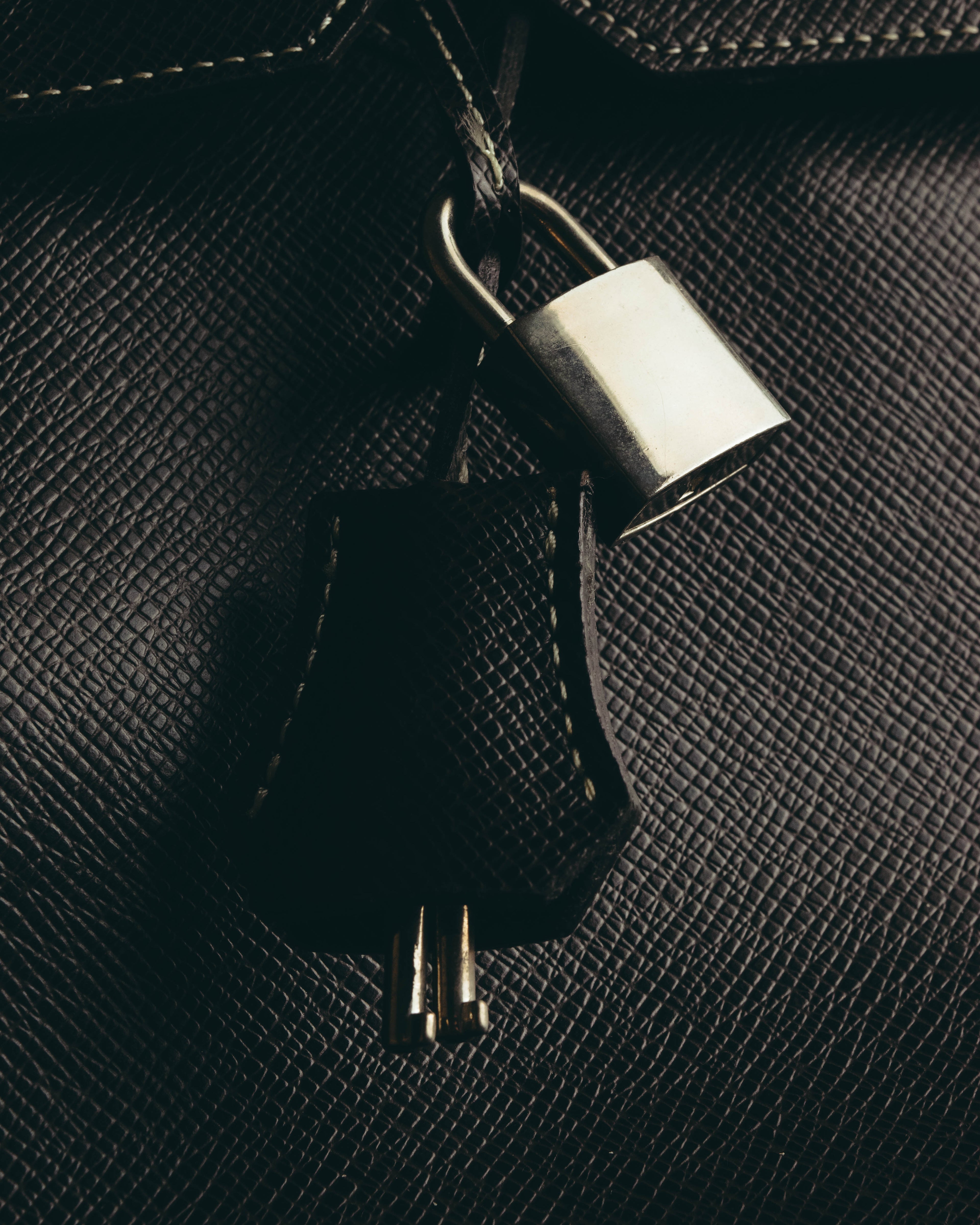 "Yves Saint Laurent" 90's-00's Classic textured leather structured top handle bag