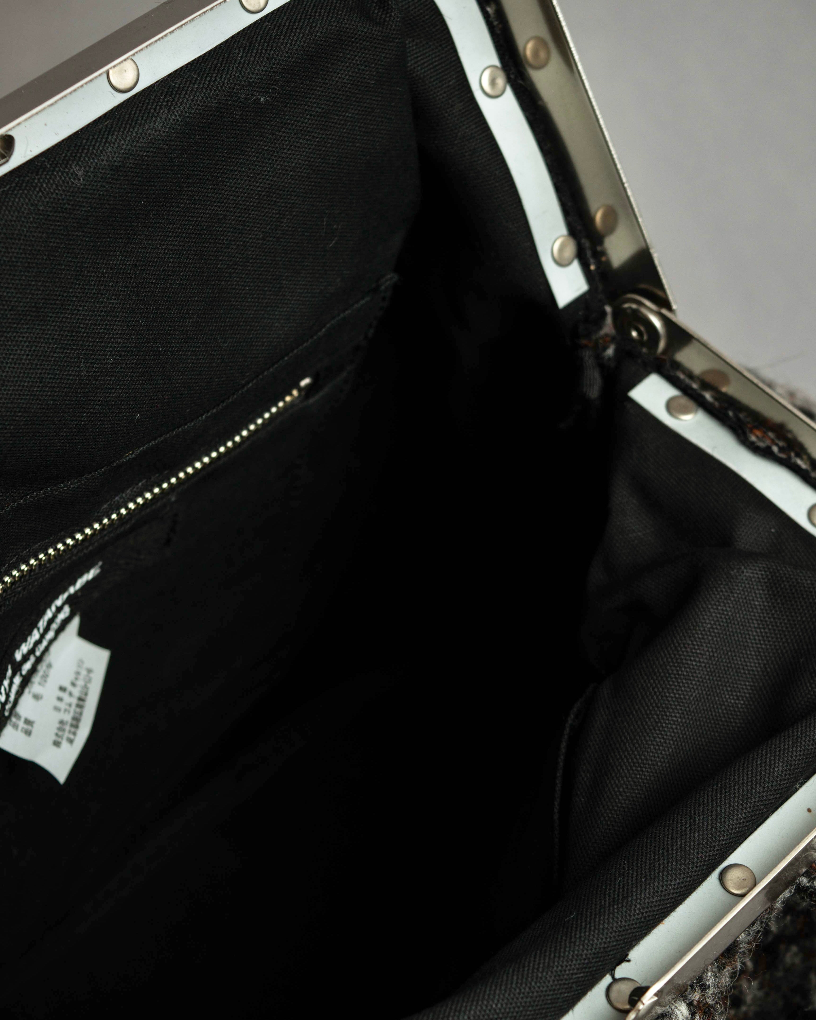 "JUNYA WATANABE COMME des GARCONS" Mixed tweed gathered detail clasp bag