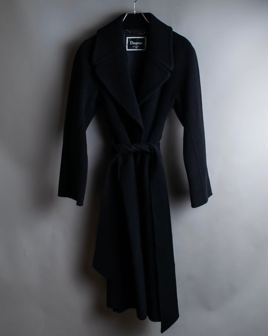 "Vintage large lapel design belted long gown coat"