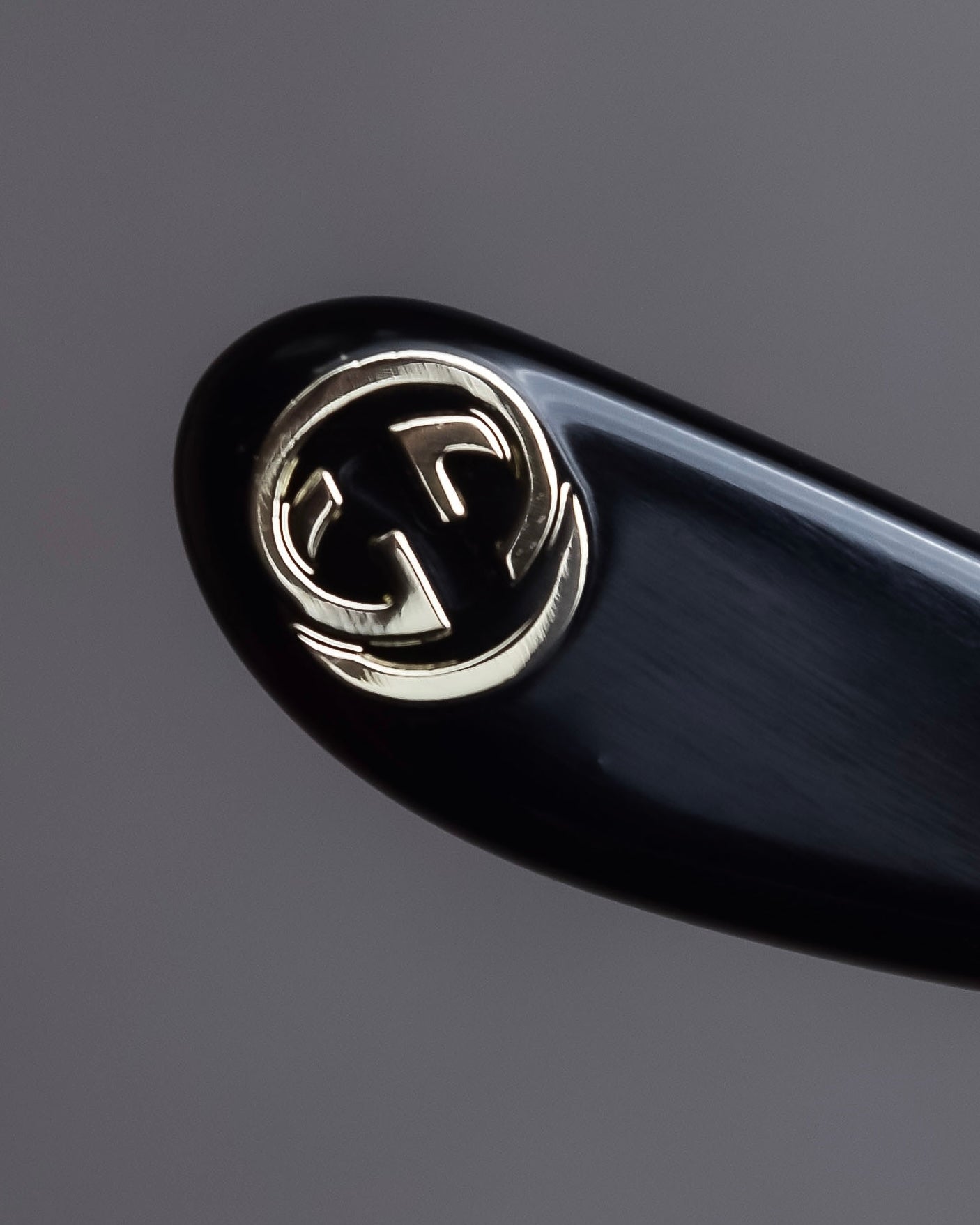 "GUCCI" Butterfly frame oversized shaped sunglasses