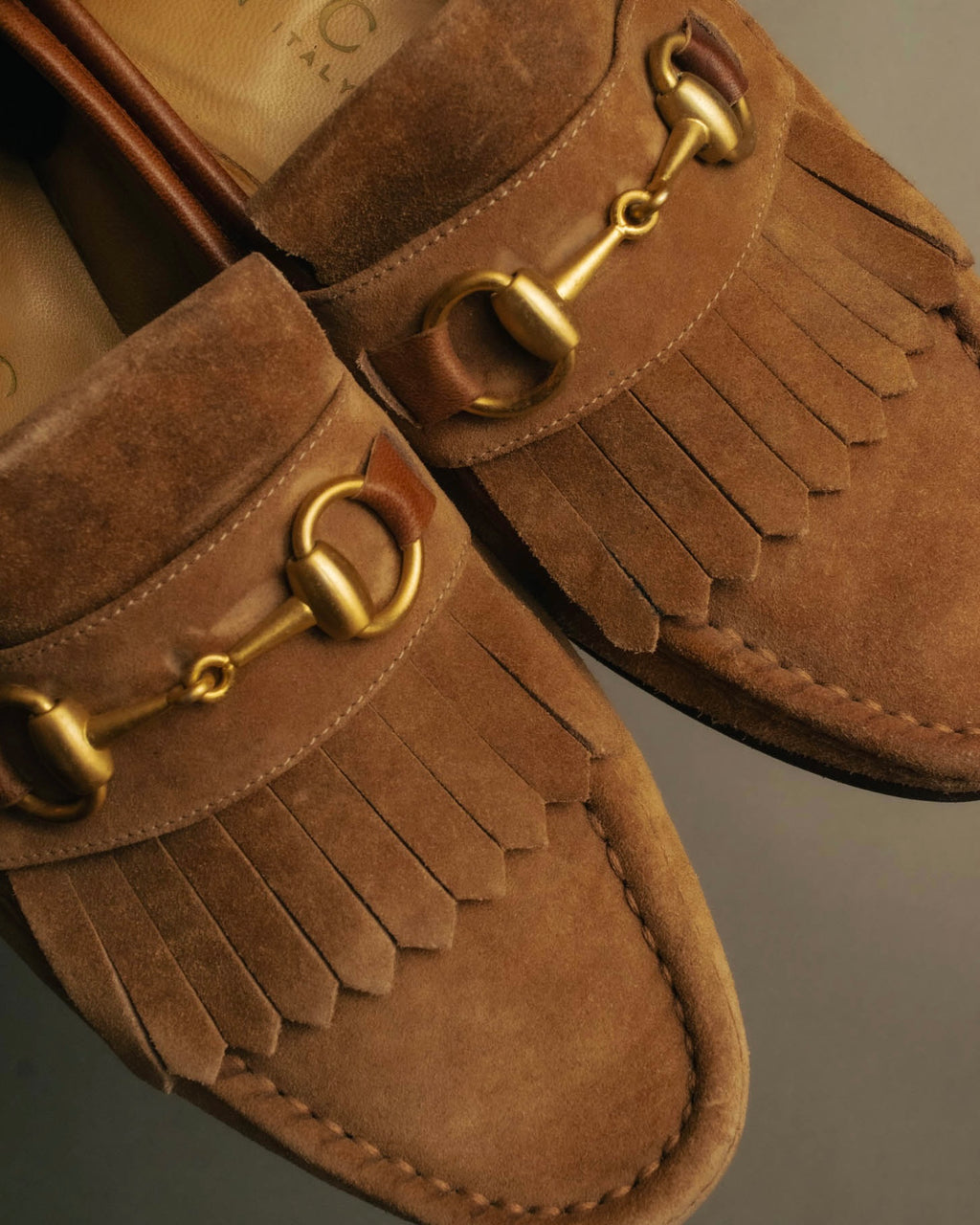 “GUCCI” 90’s-00’s Horsebit suede fringe loafers