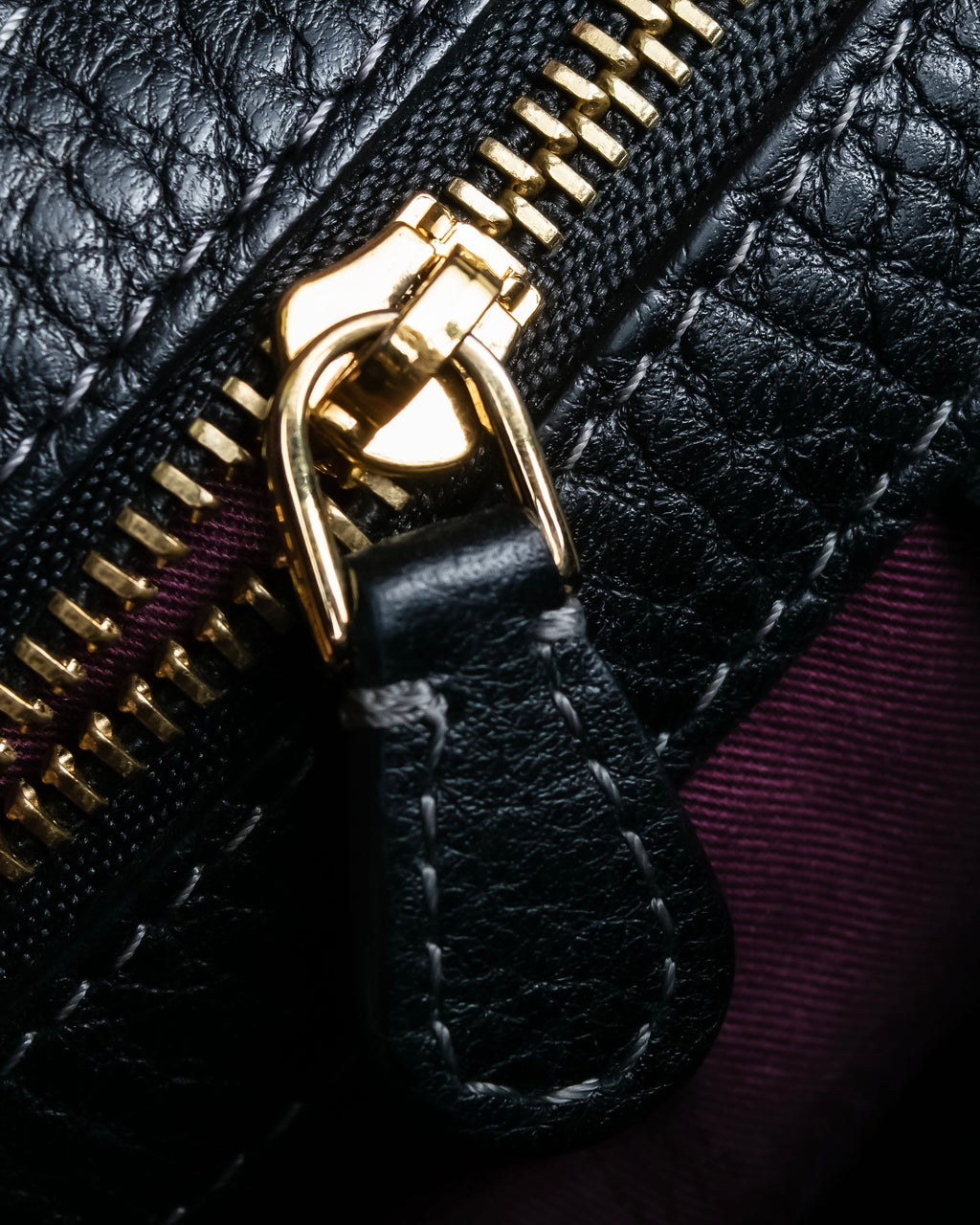 "LOEWE" Flap pocket design ostrich leather bag