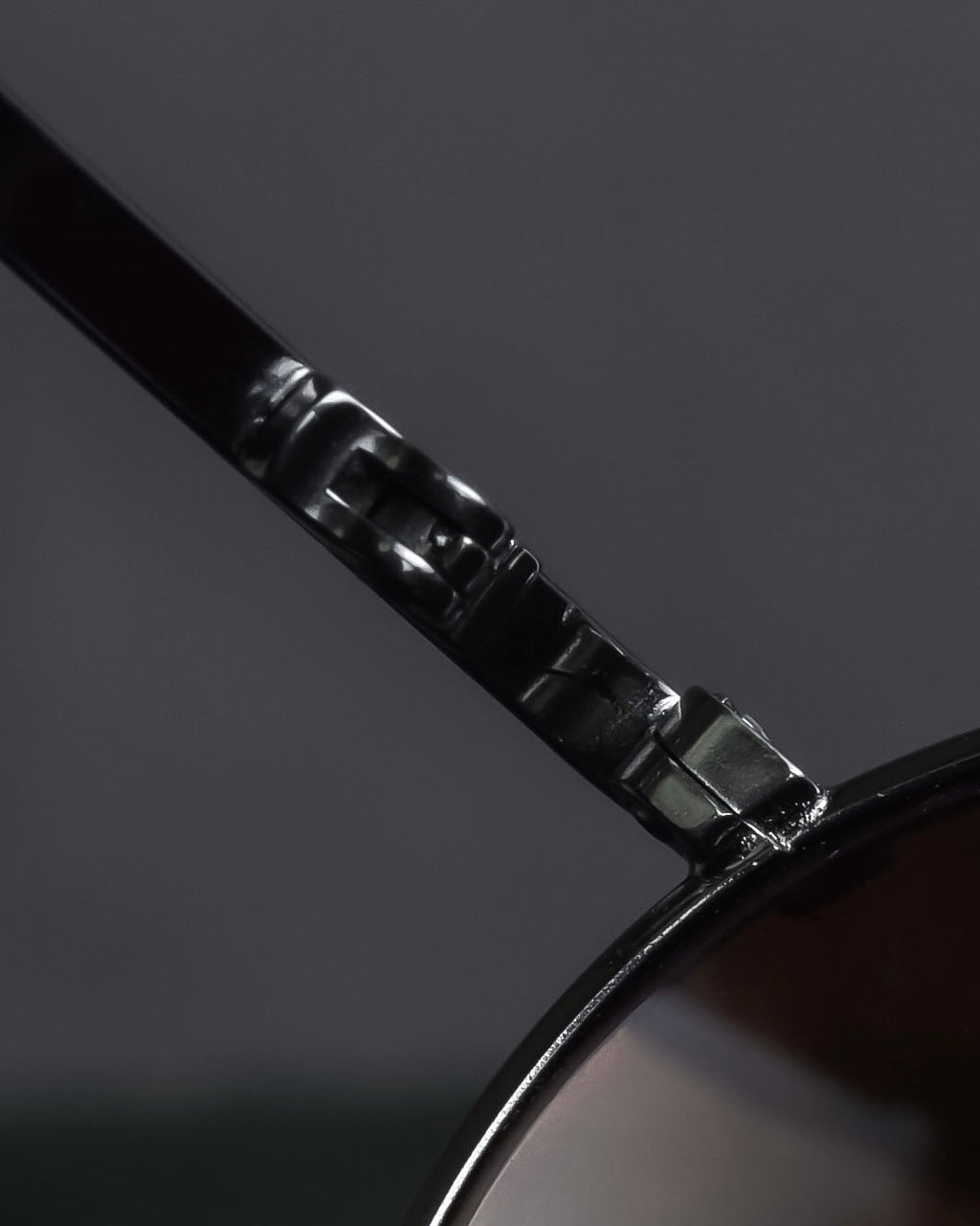 "GUCCI" Metal aviator teardrop frame sunglasses