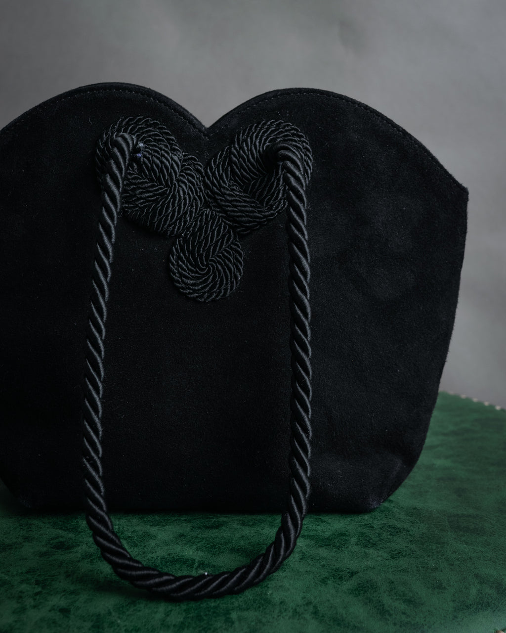 “Salvatore Ferragamo” 90’s Knot handle suede bag