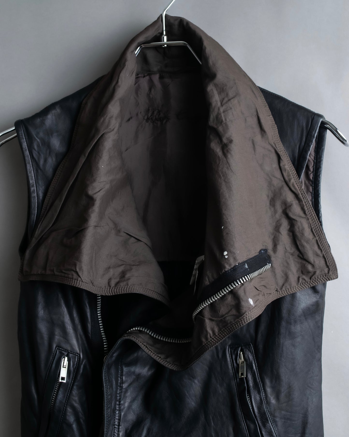 "Rick Owens" 100% lamb leather high neck sleeveless jacket