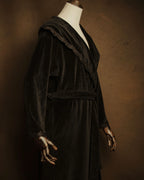 –SPECIAL– “Christian Dior”
80’s-90’s Velour lace trimmed robe coat