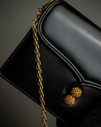 "GUCCI" Filigree vintage design chain shoulder leather bag
