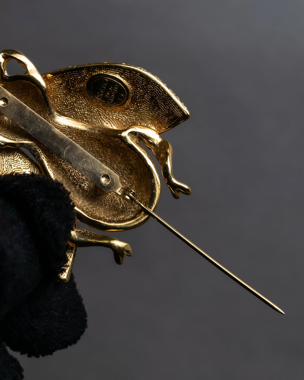 "Christian Dior" Bee motif gold brooch