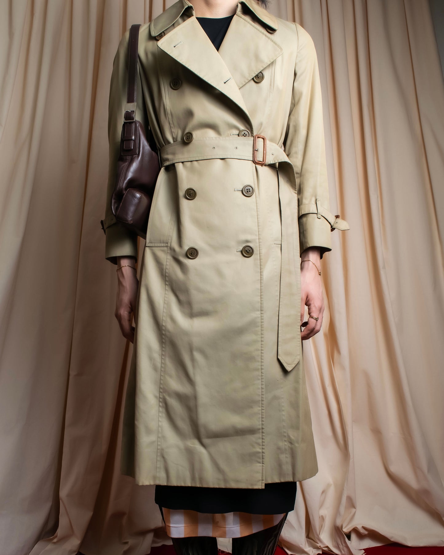 "BURBERRYS" Traditional belt design long length trench coat