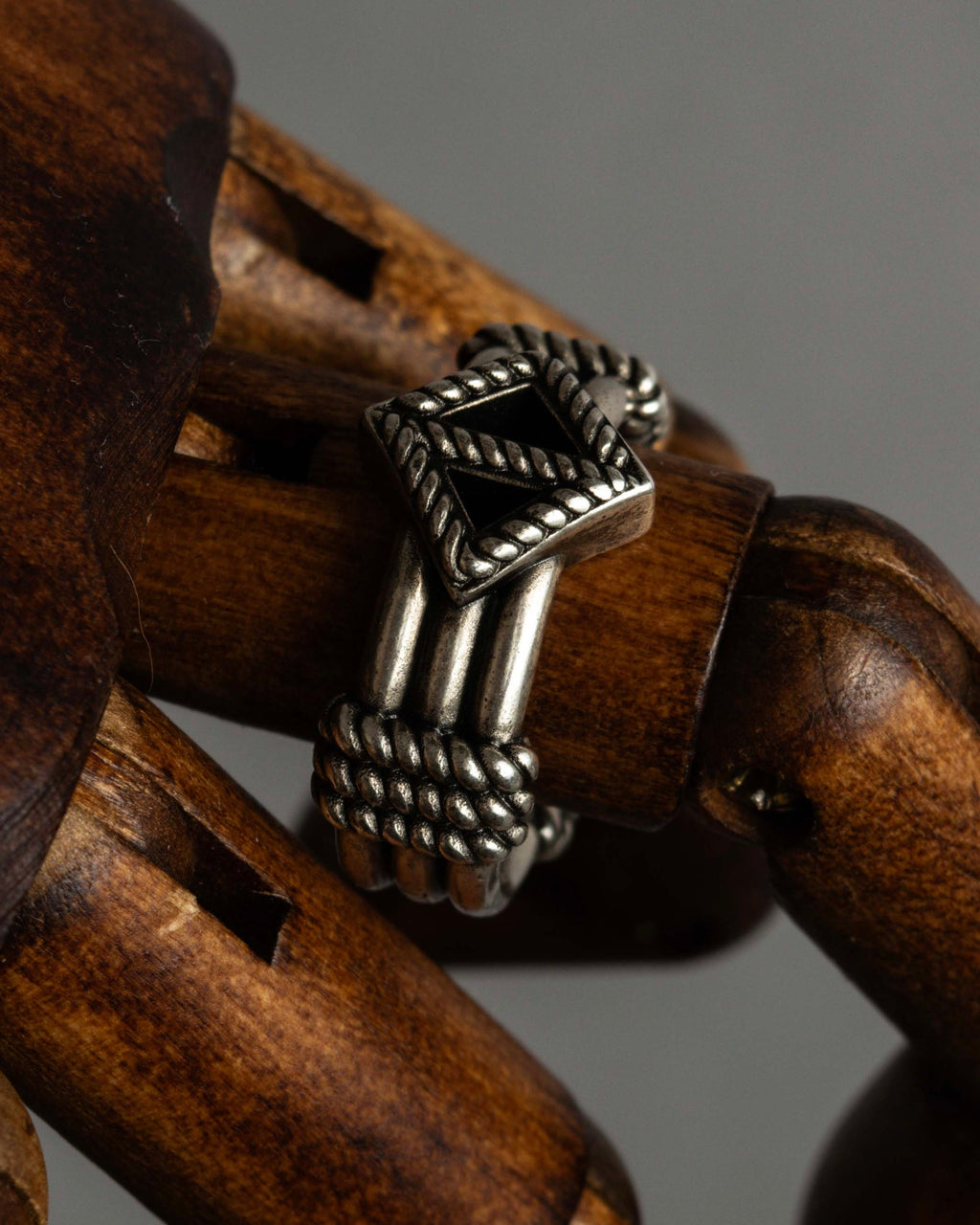 "Christian Dior" Buffalo design silver ring