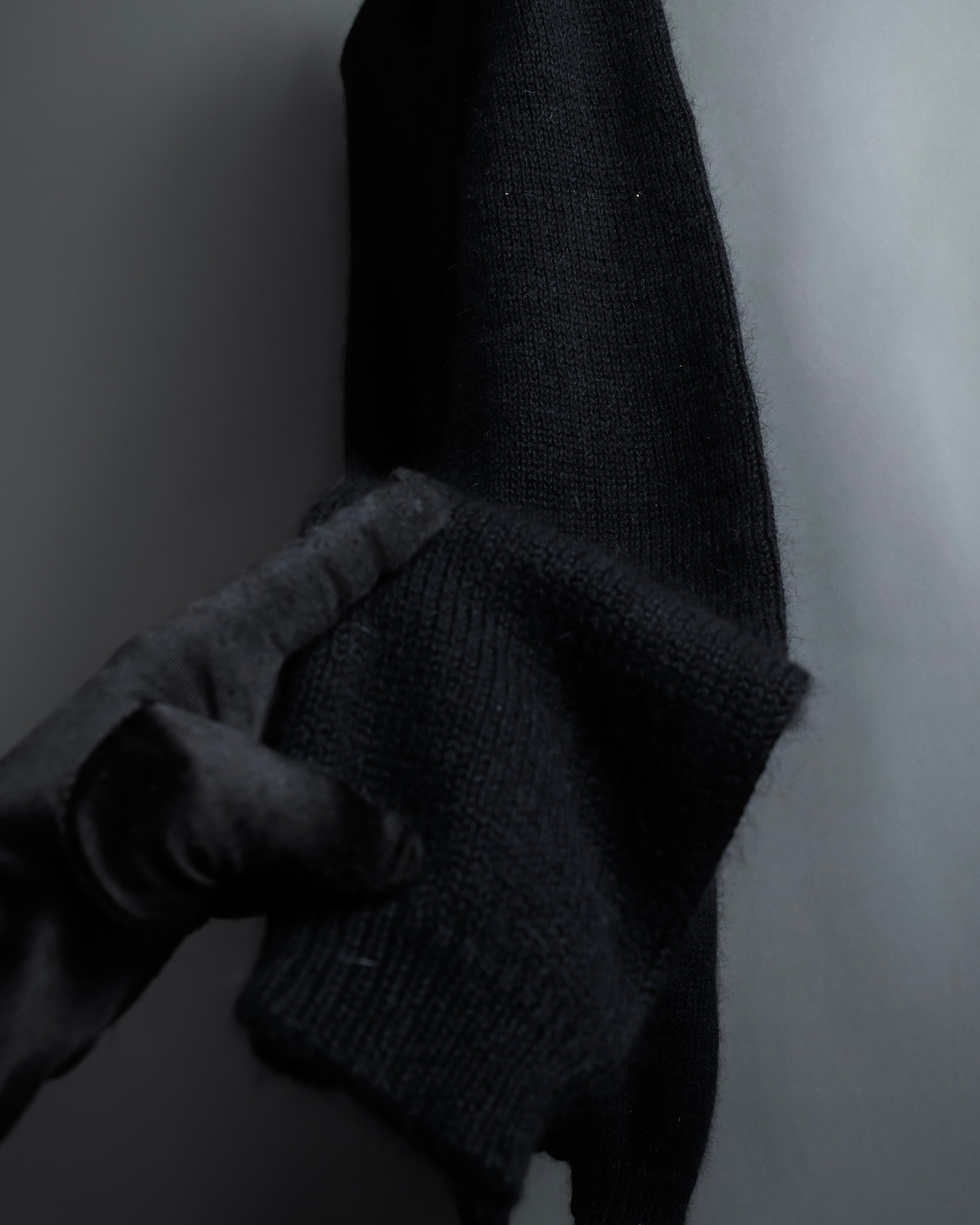 "GUCCI" Silky mix angora V-neck knit pullover