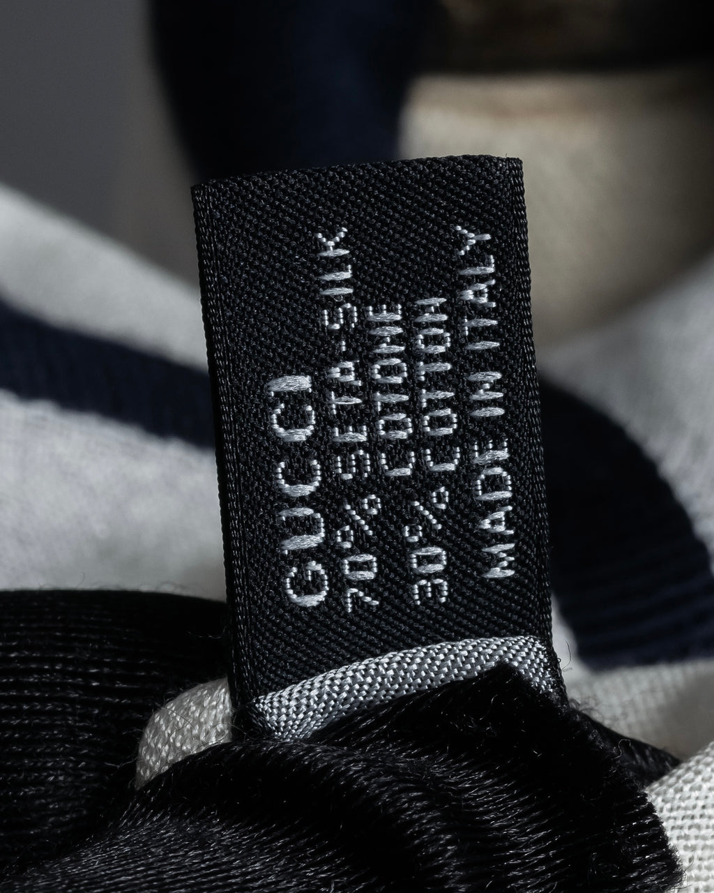 "GUCCI" 90's-00's Line fringe design two-tone long stole