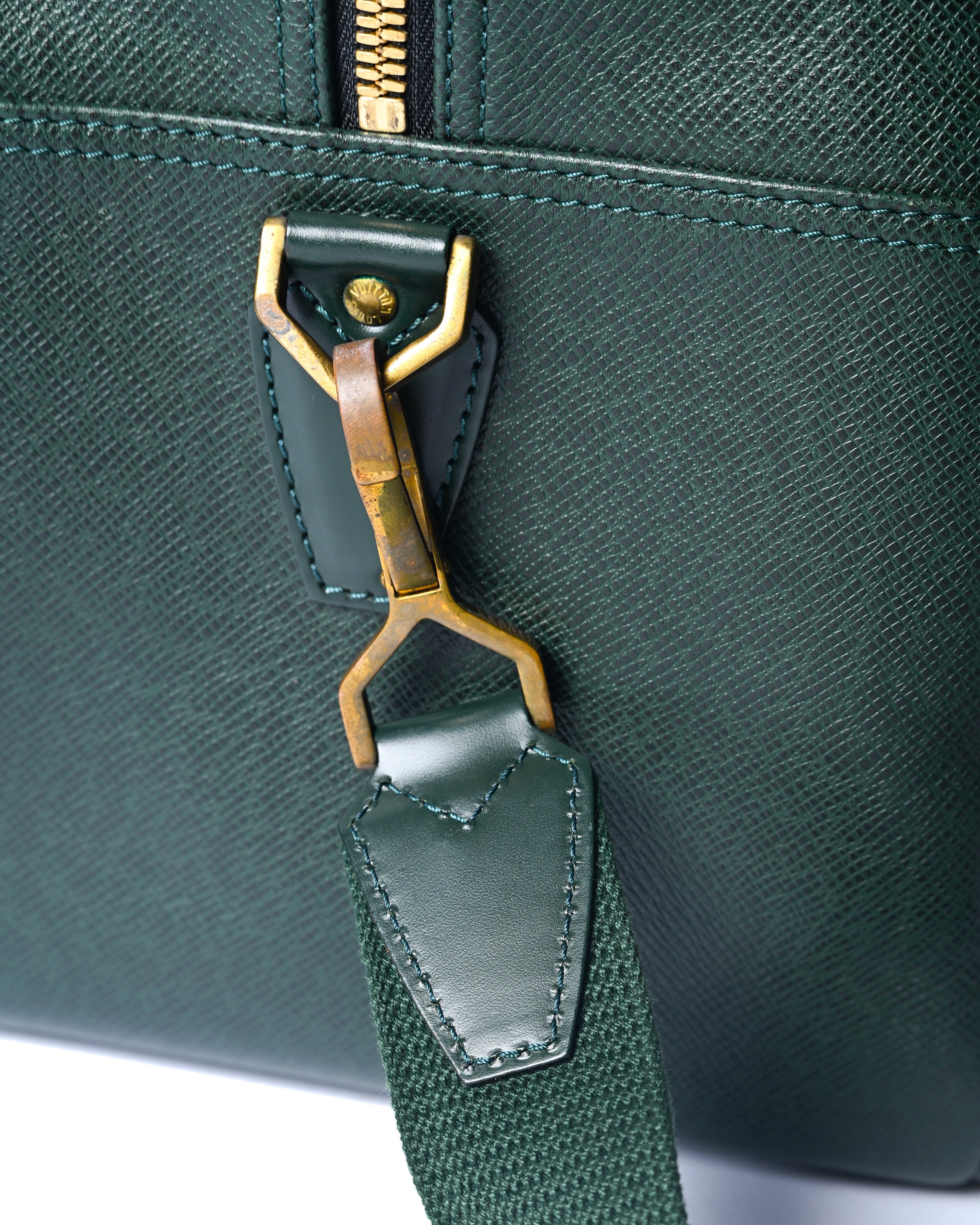LOUIS VUITTON/ “Taiga Kendall GM” 2 Way Big Boston Bag Green