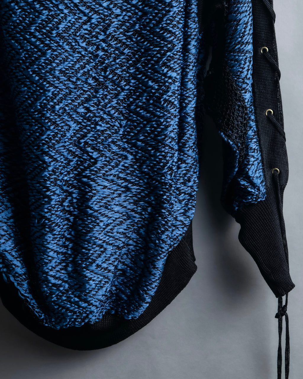 "TOGA ARCHIVES" String design mesh switching melange knit