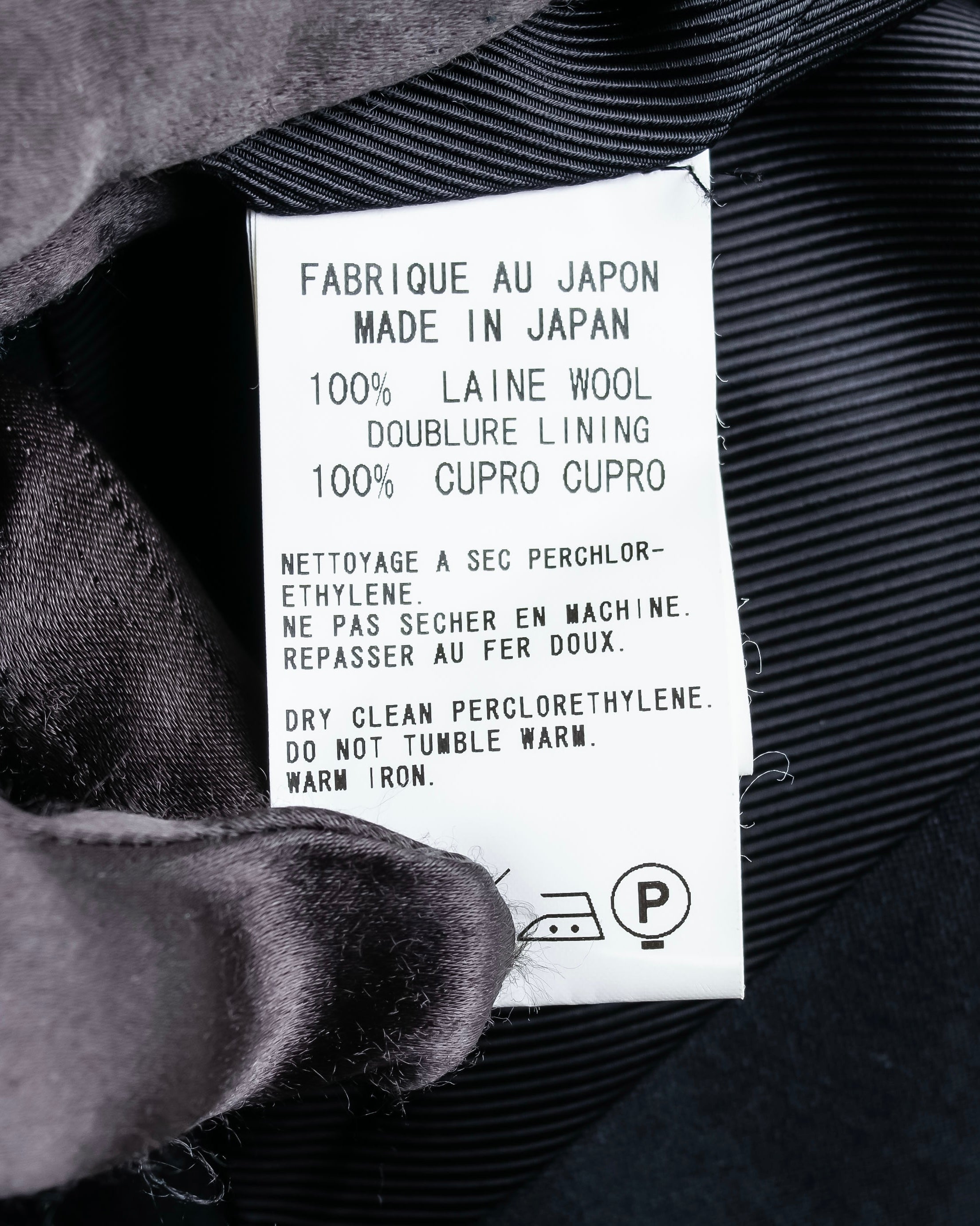 “Y‘s” Tail coat detailed vest