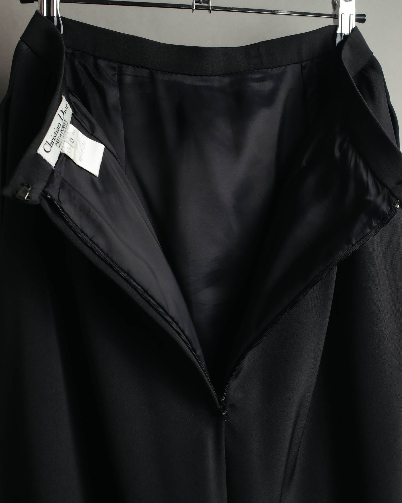-SPECIAL- “Christian Dior” 80’s silk pleated long skirt