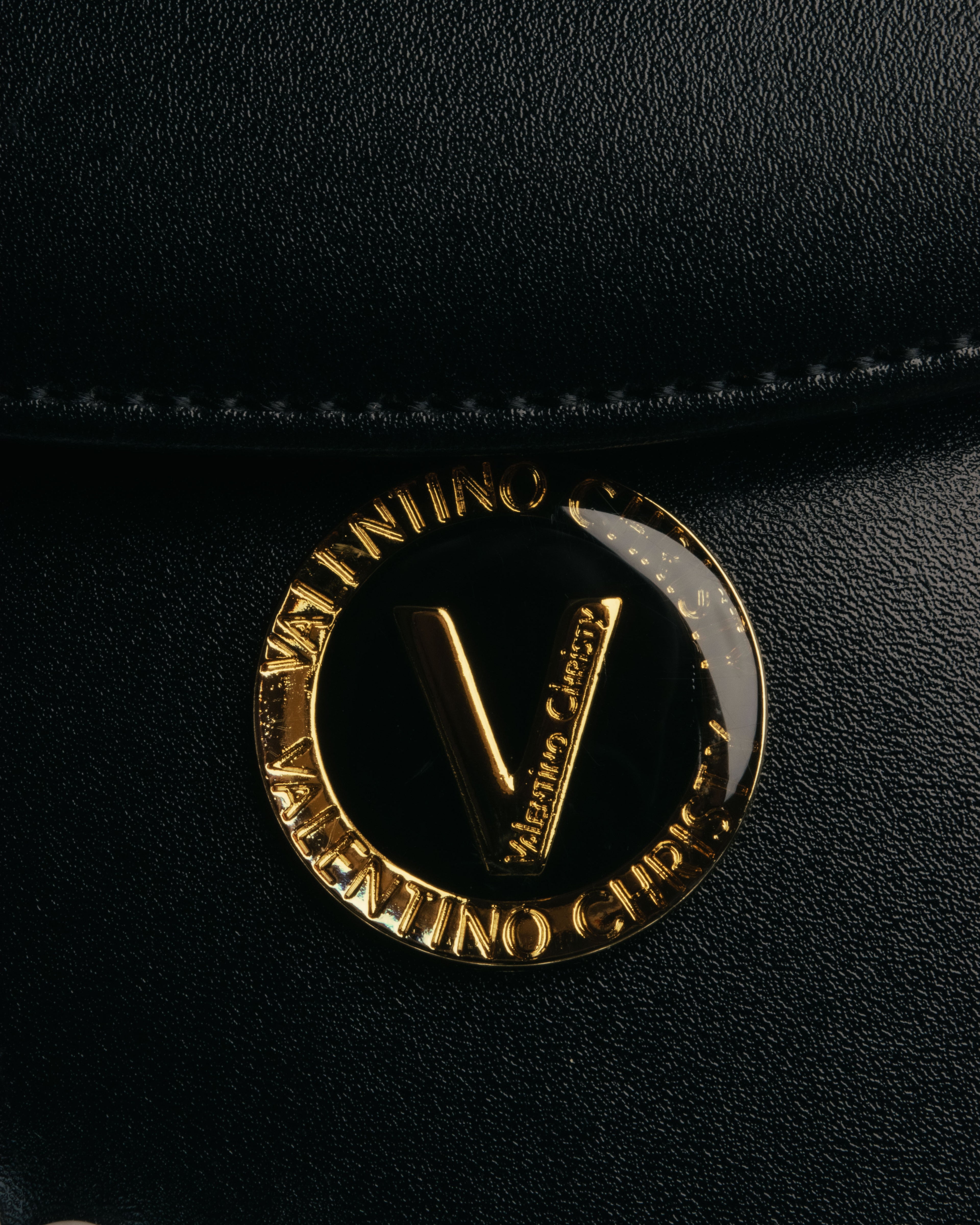 “VALENTINO CHRISTY” 80’s-90’s Pearl chain formal handbag