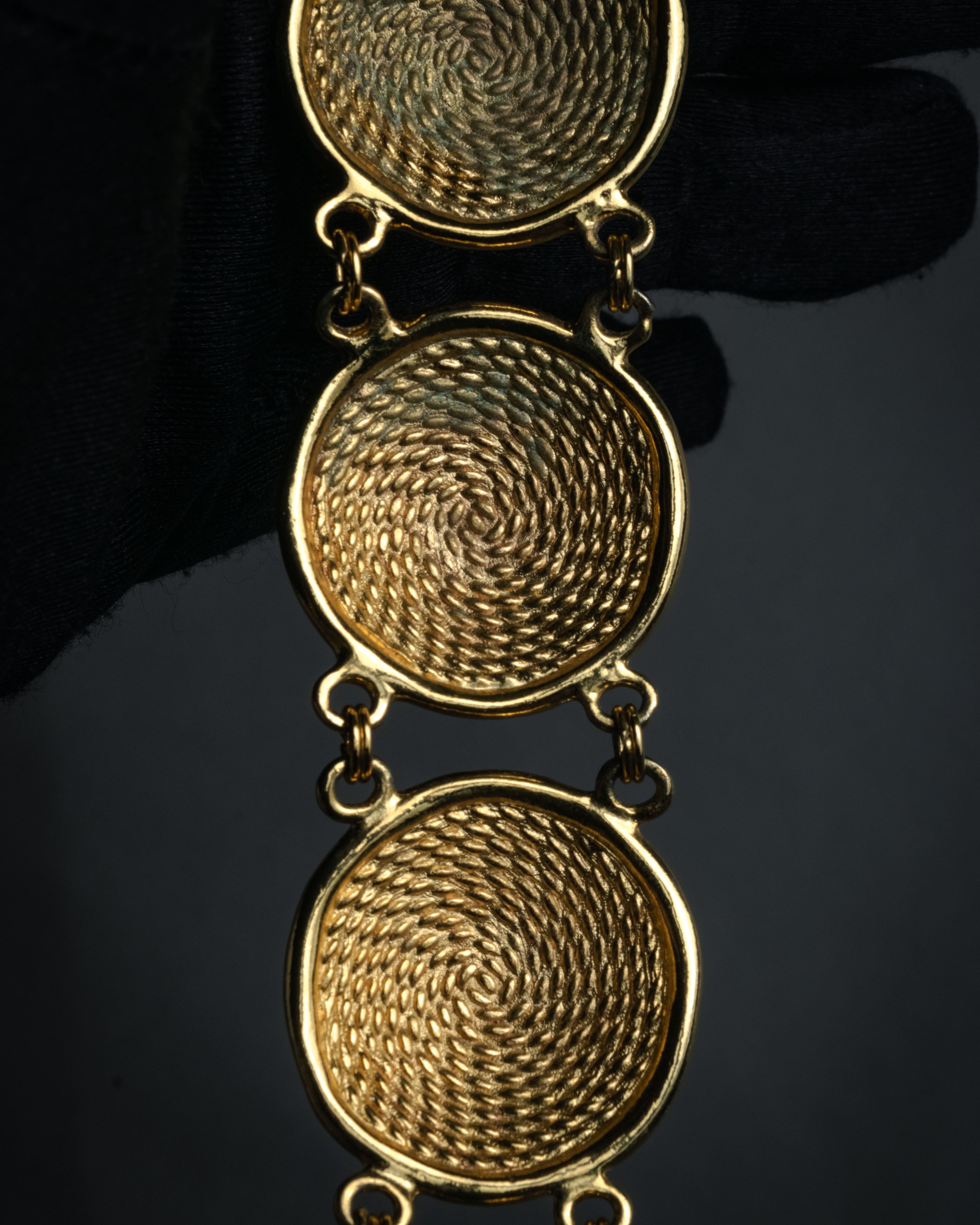 “Christian Dior” 90’s Medallion motif toggle bracelet
