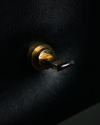 "GUCCI" 70’s boutique push lock box calf shoulder bag