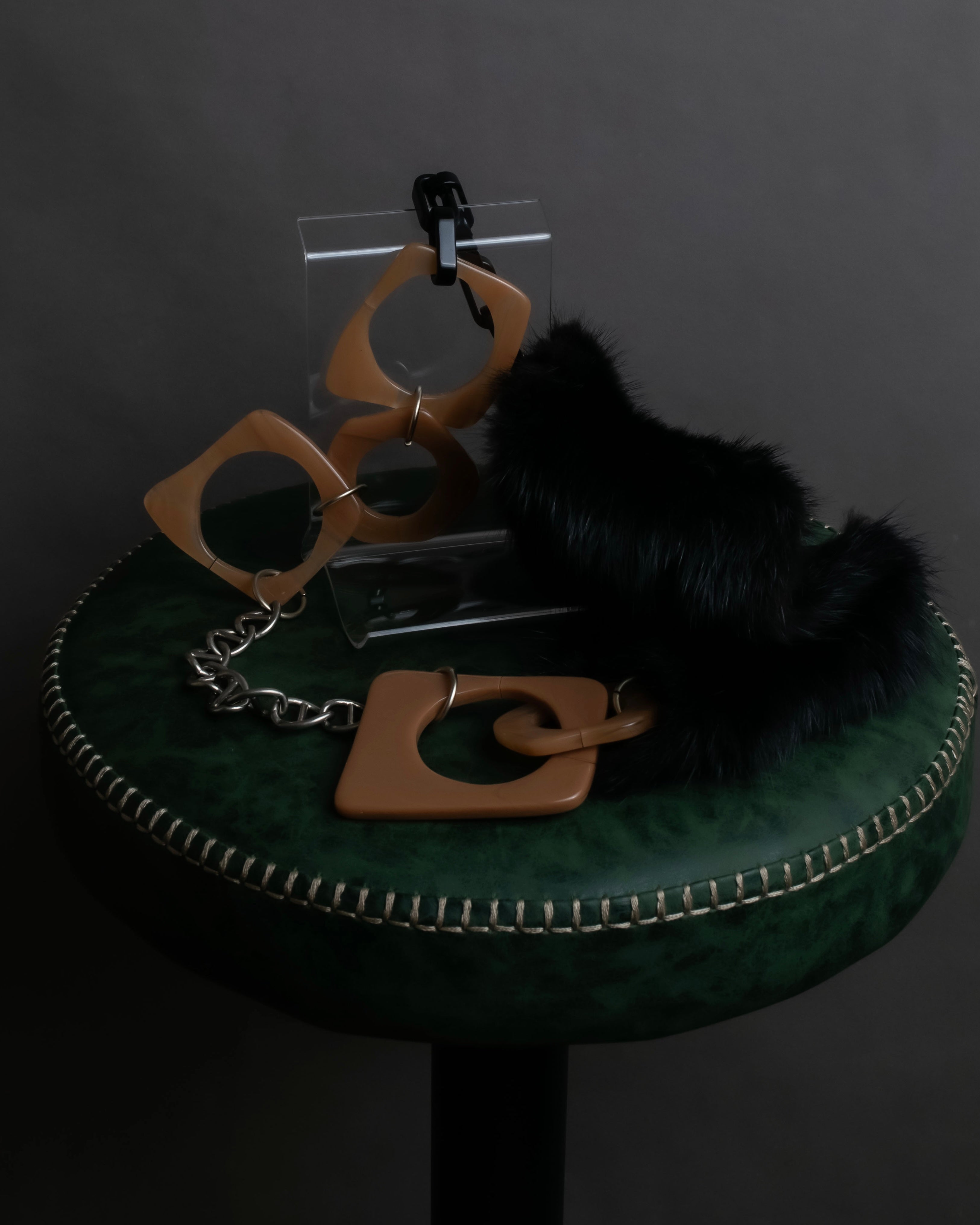 "MARNI" Faux fur collar＆mixed material docking accessory