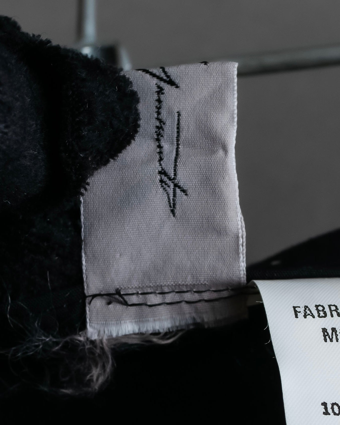 "YOHJI YAMAMOTO" Stitched hemline design flared skirt