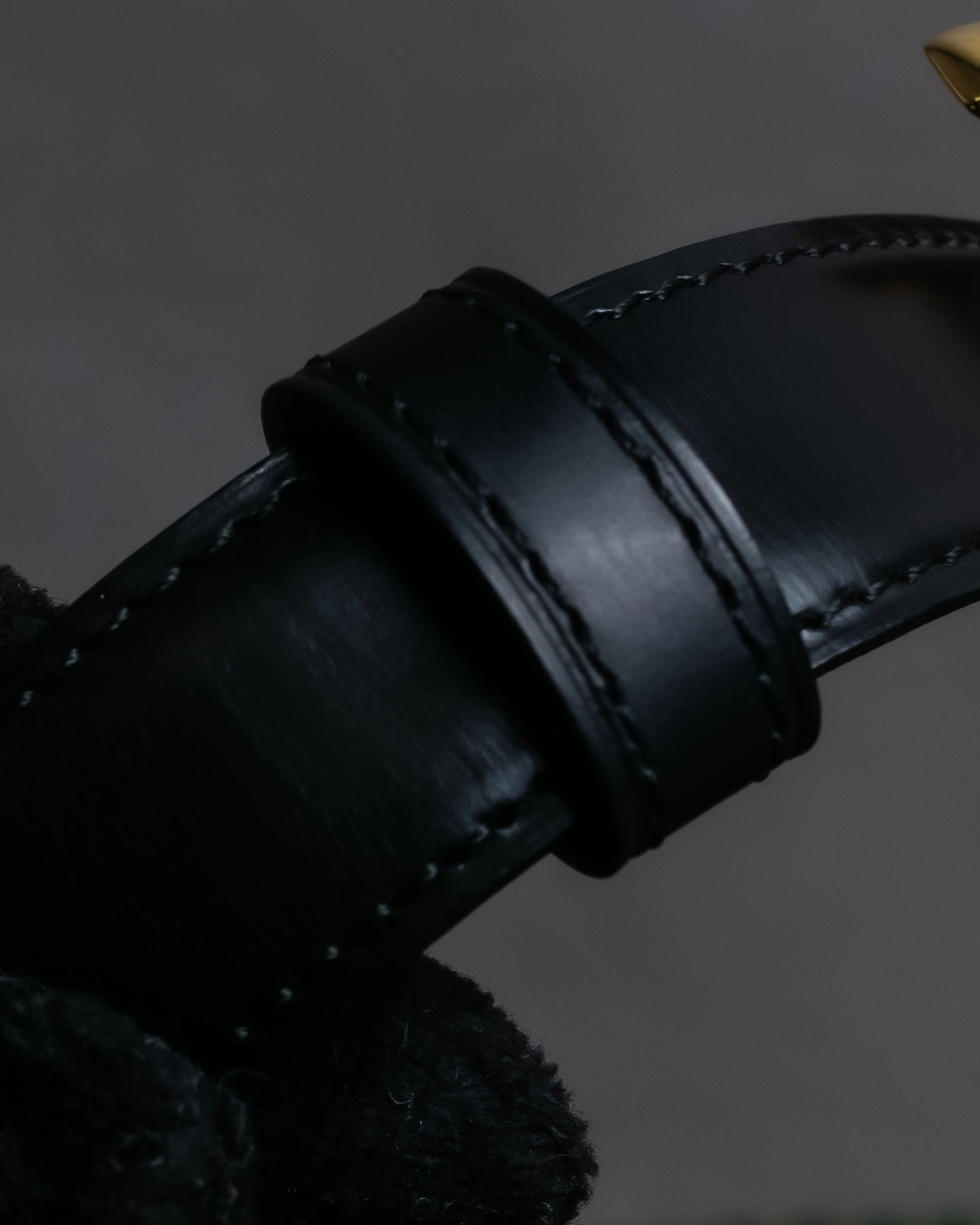 "Cartier" Gold metal buckle design leather belt