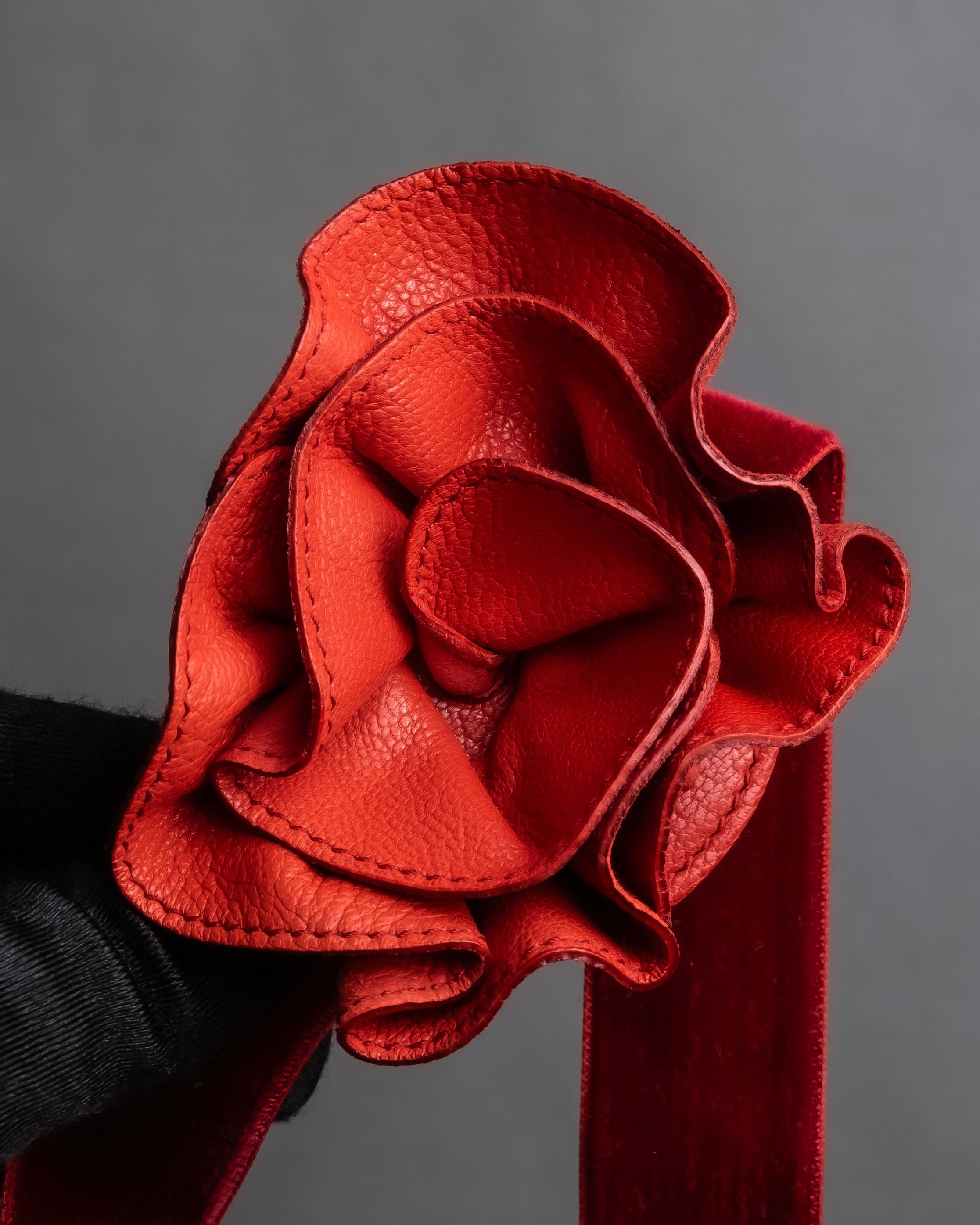 "YVES SAINT LAURENT" Rose motif leather choker＆ribbon accessories