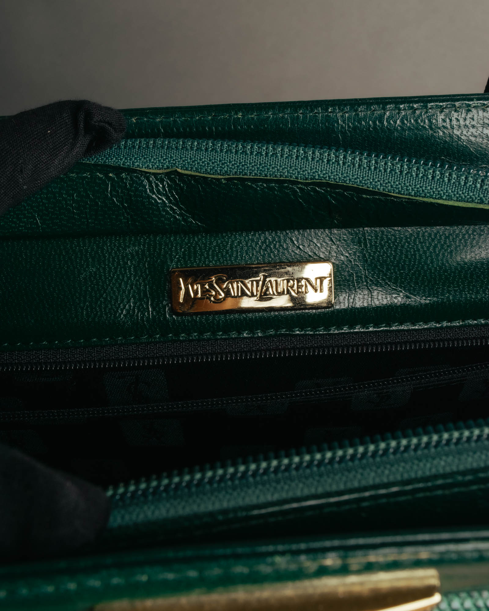-SPECIAL- "Yves Saint Laurent" 80's-90's Glossy green exotic leather shoulder handbag