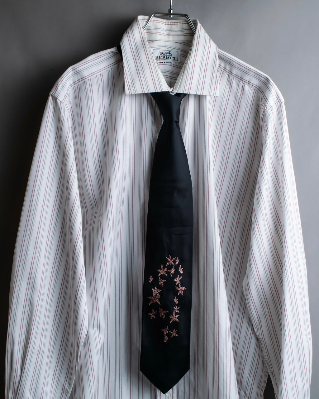 "JEAN PAUL GAULTIER" Leaf motif embroidered silk neck tie