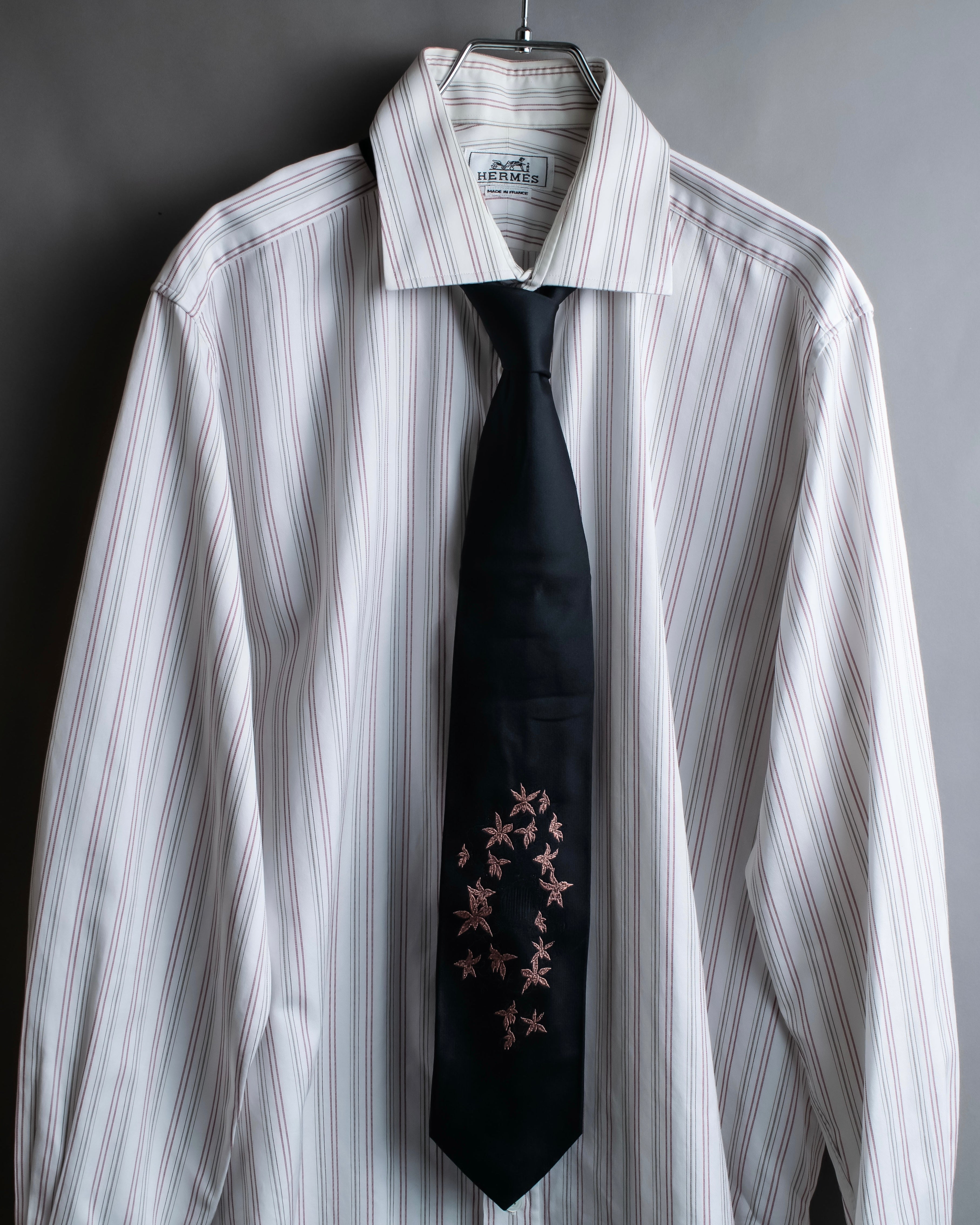 "JEAN PAUL GAULTIER" Leaf motif embroidered silk neck tie