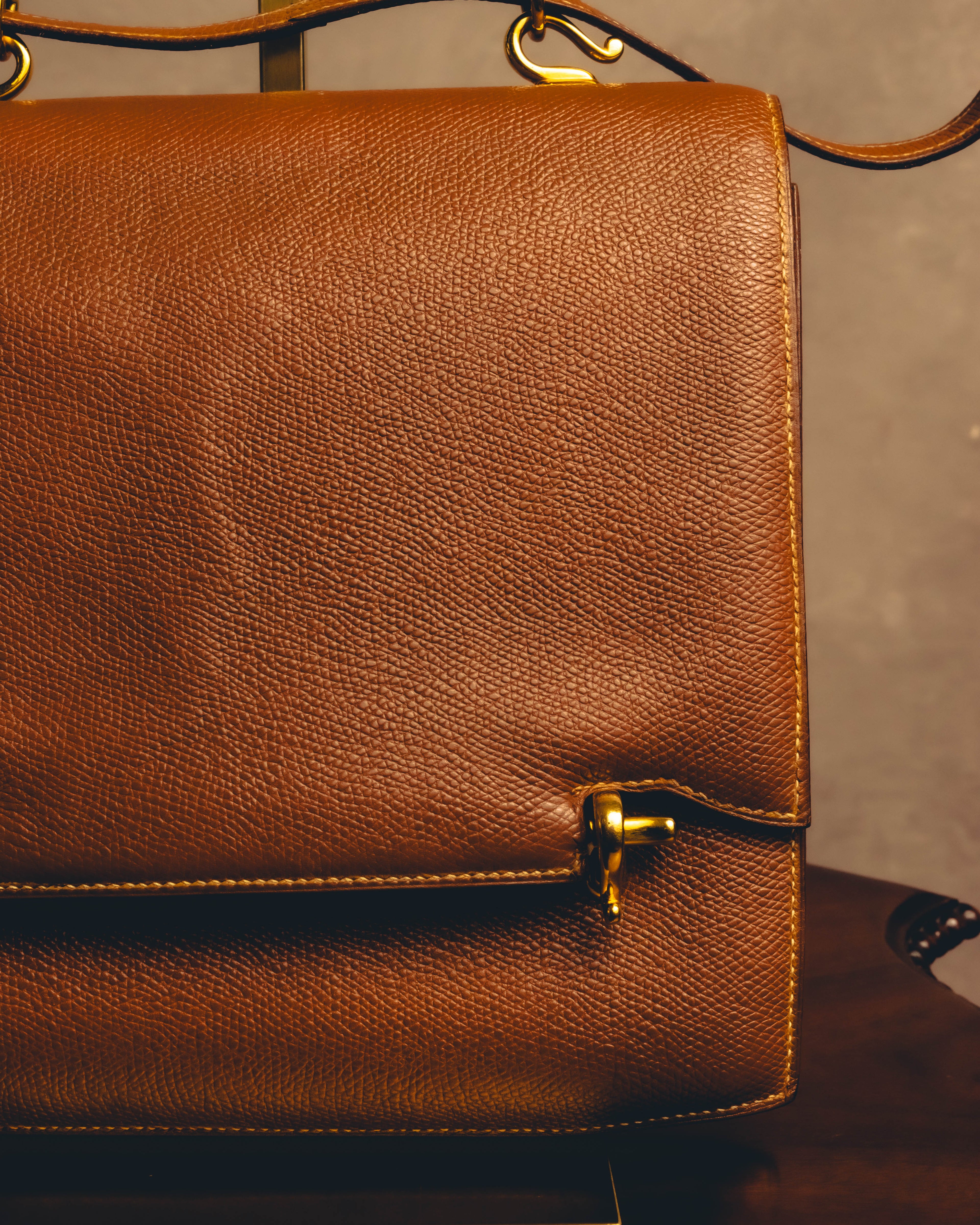-SPECIAL- "Hermès" 80's Structured leather shoulder bag