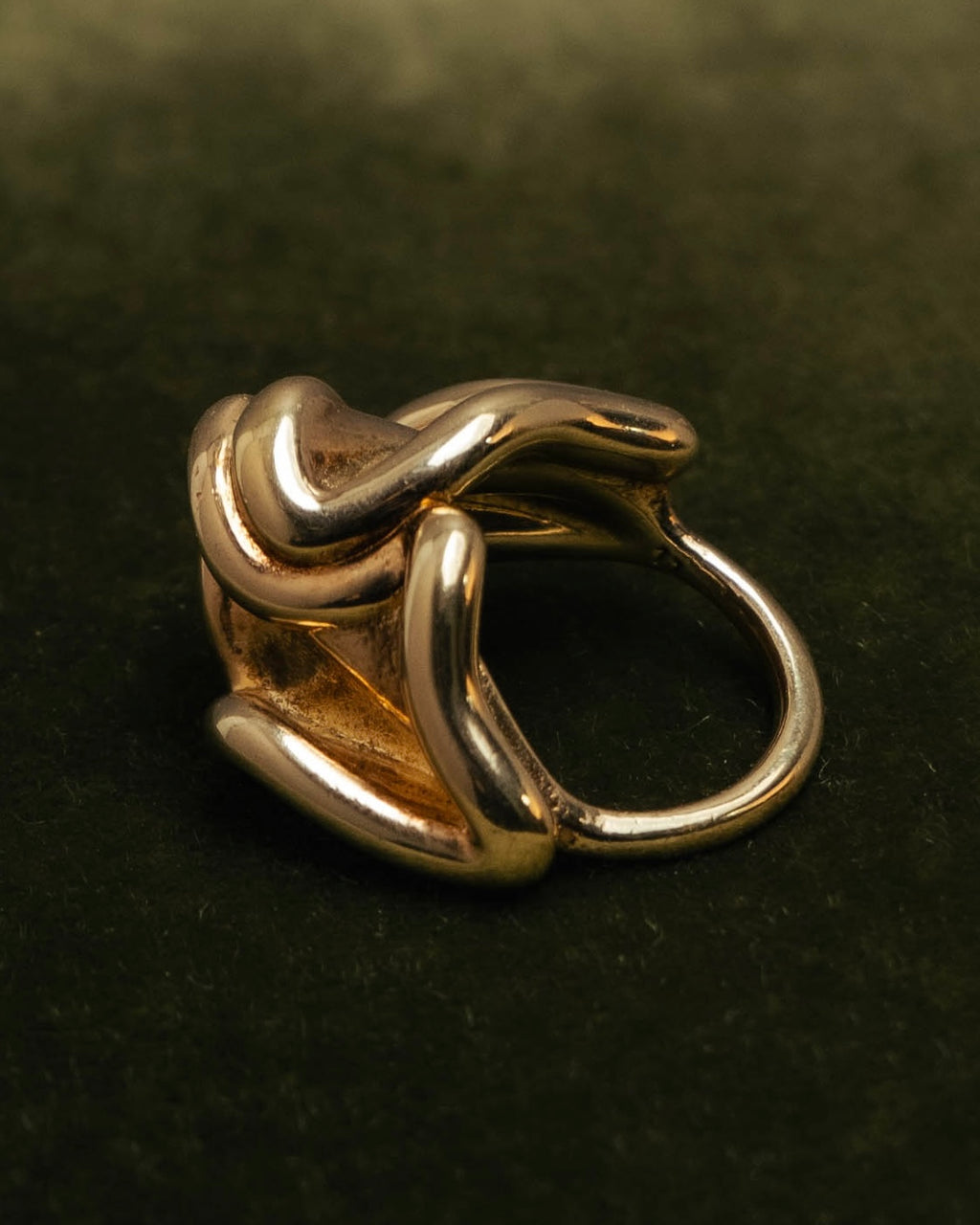 -SPECIAL- “Bottega Veneta” 10's- Sculptural gold plated knot ring