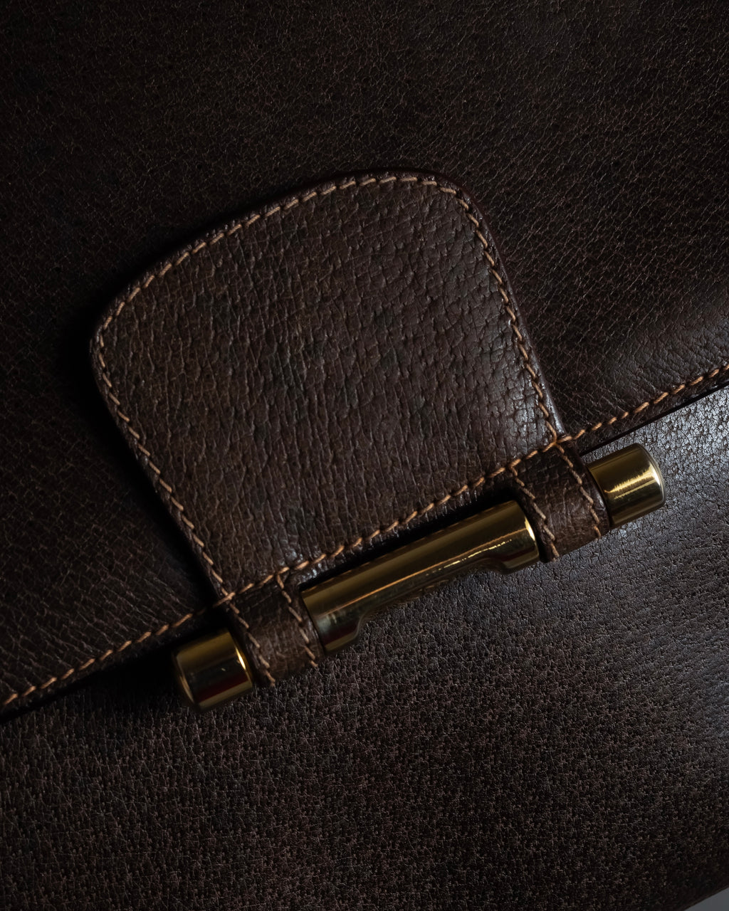 "GUCCI" Bar-shaped fastener design leather shoulder bag