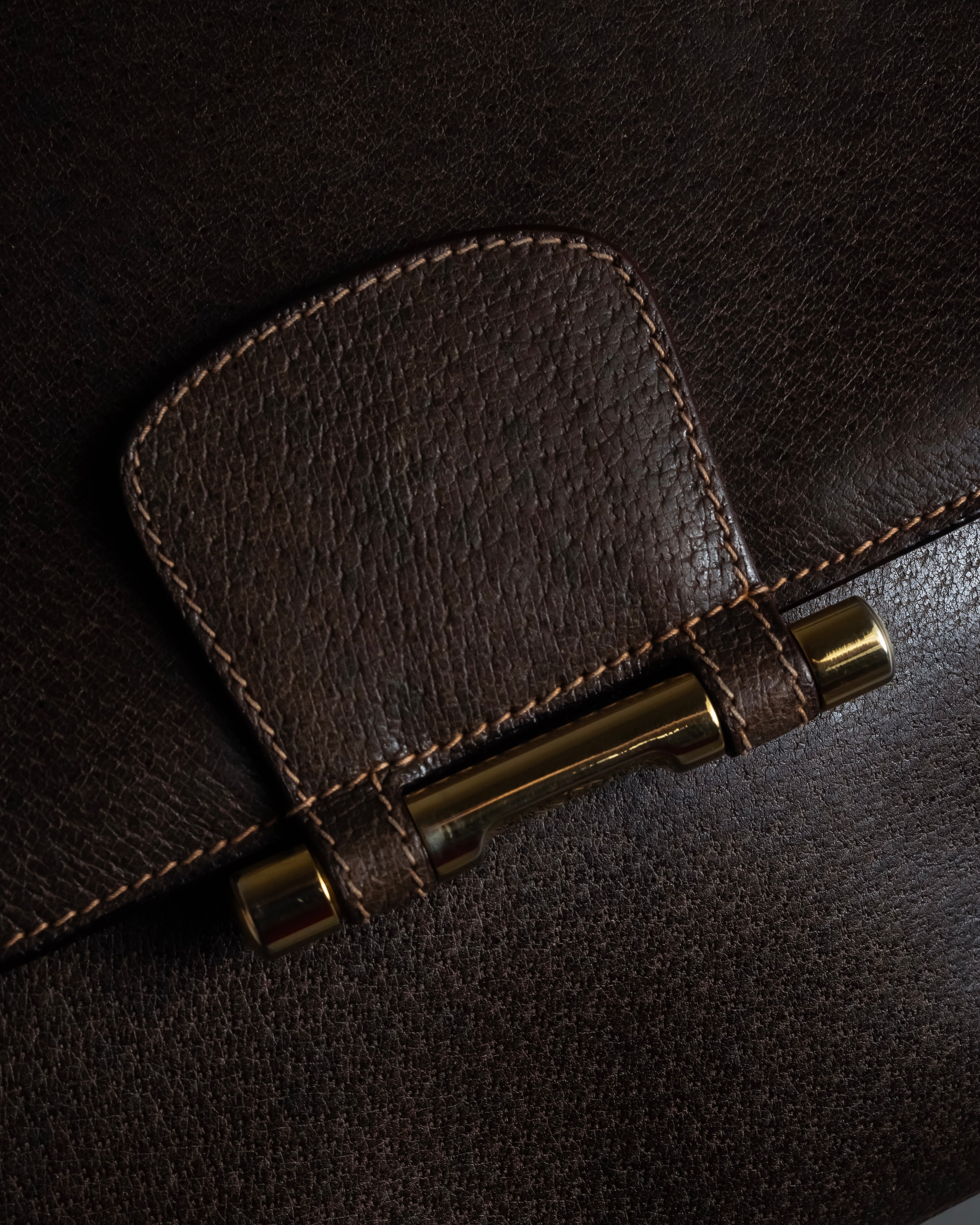 "GUCCI" Bar-shaped fastener design leather shoulder bag