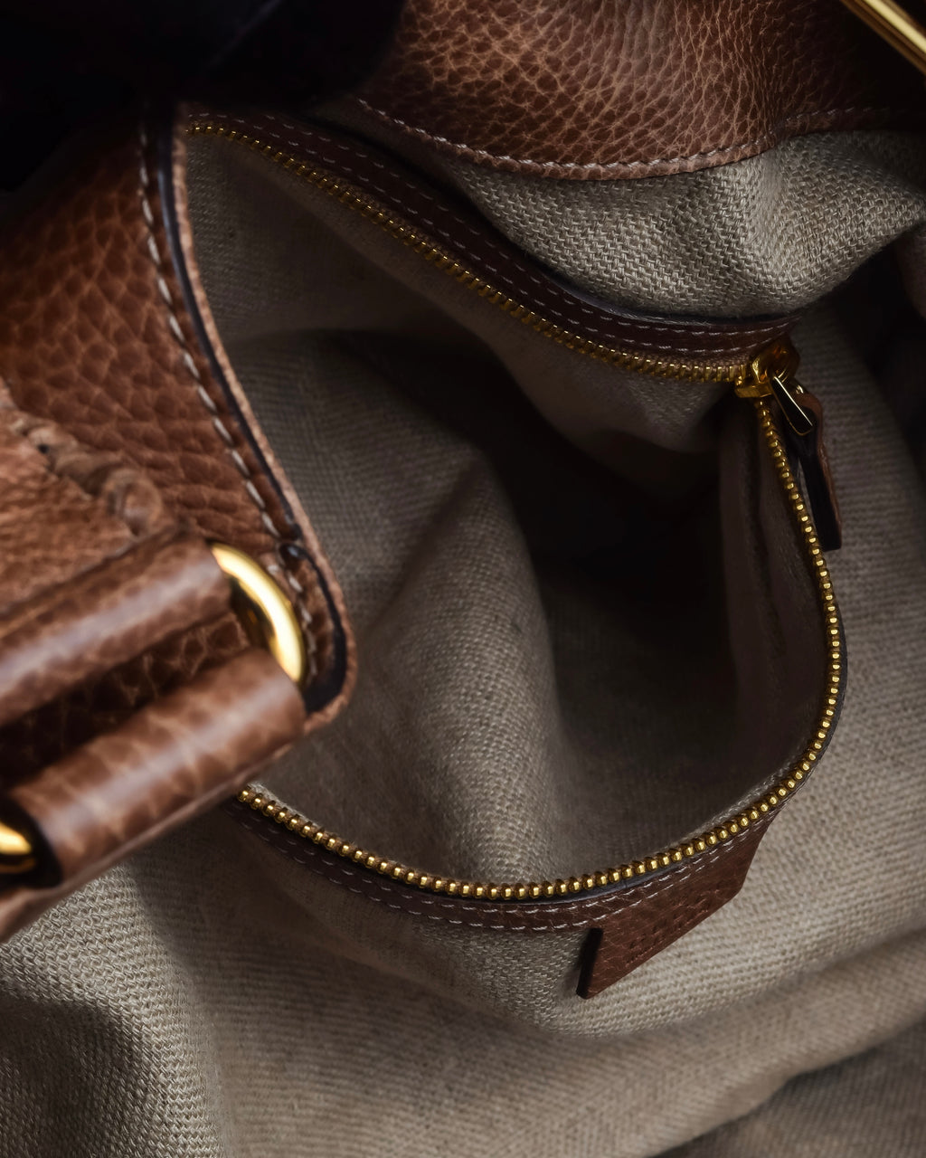 "GUCCI" Charlotte whipstitch hobo leather shoulder Bag