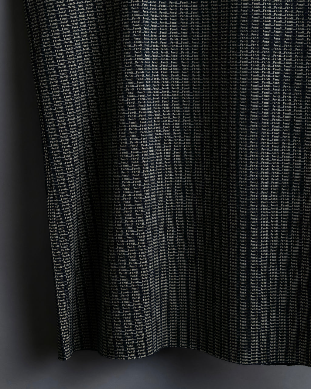 "FENDI" Logo print V-neck sleeveless top