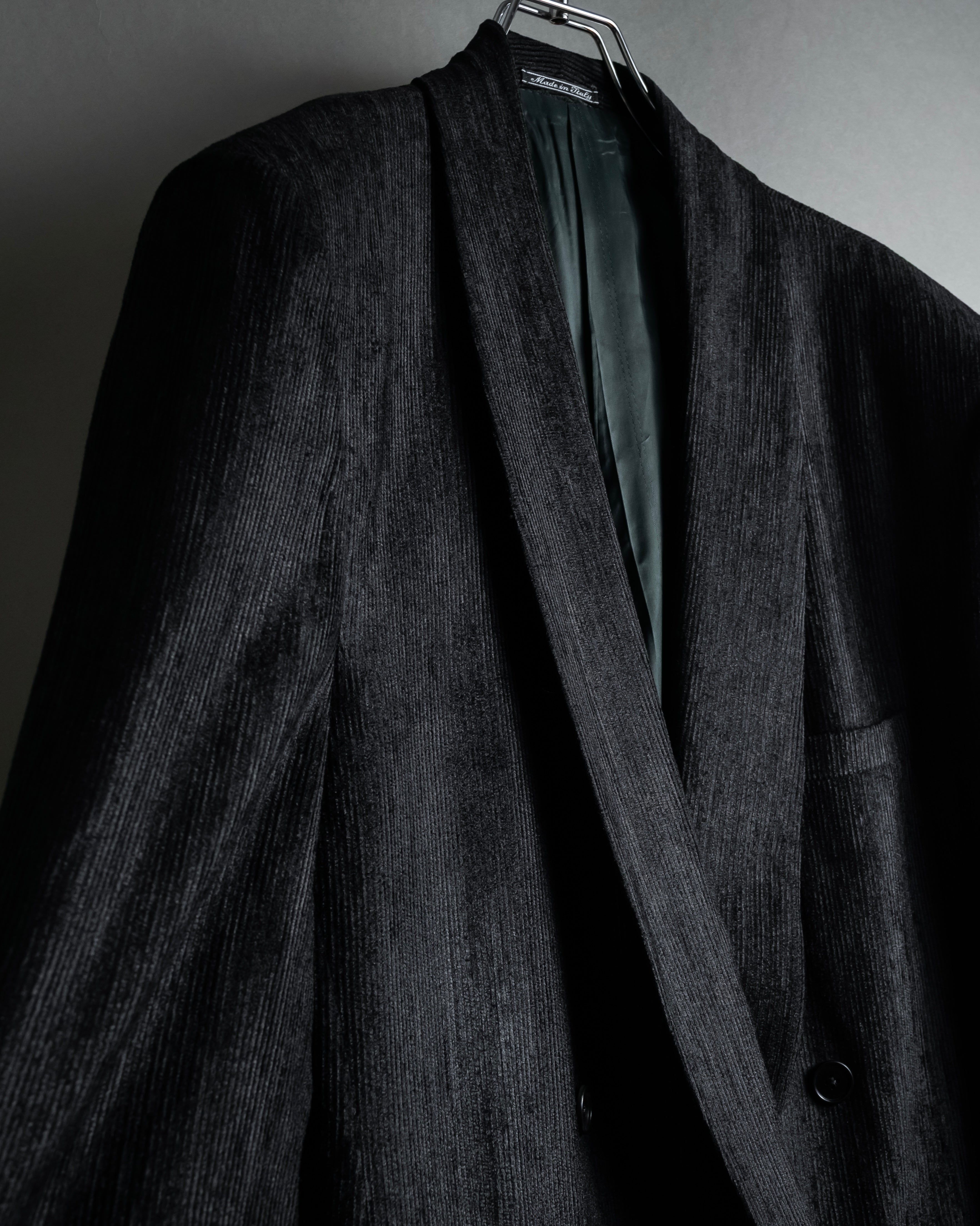 “Gianni Versace” 80’s-90’s Shadowed-texture tailored jacket