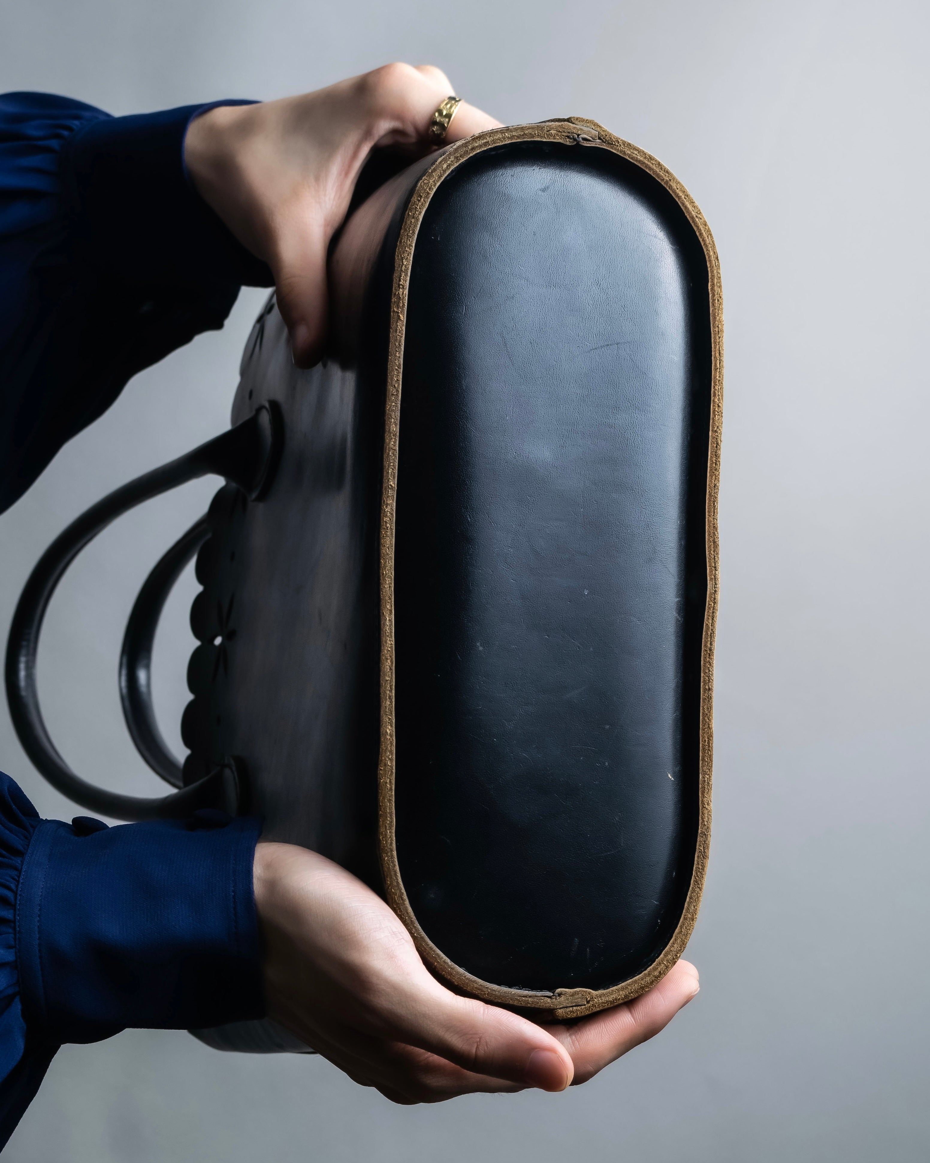 "tricot COMME des GARCONS" Floral pattern punching design tote bag