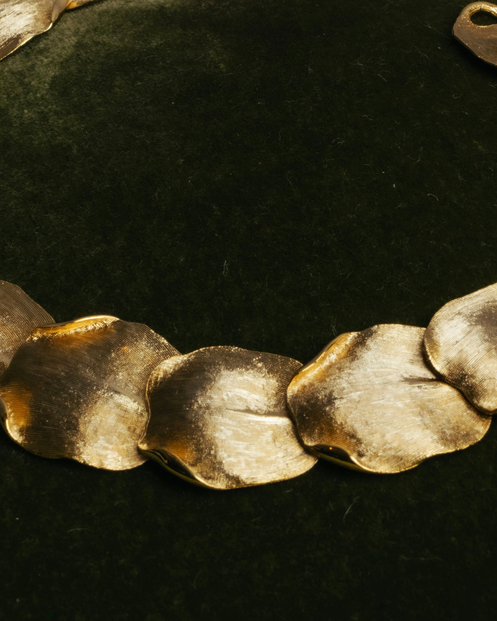 -SPECIAL- “BALENCIAGA” 2000-2012 Ghesquière era sculptural petal necklace