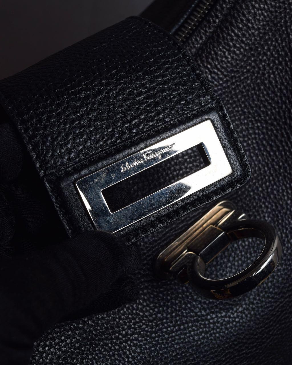 "Salvatore Ferragamo" Gancini motif design large leather shoulder bag