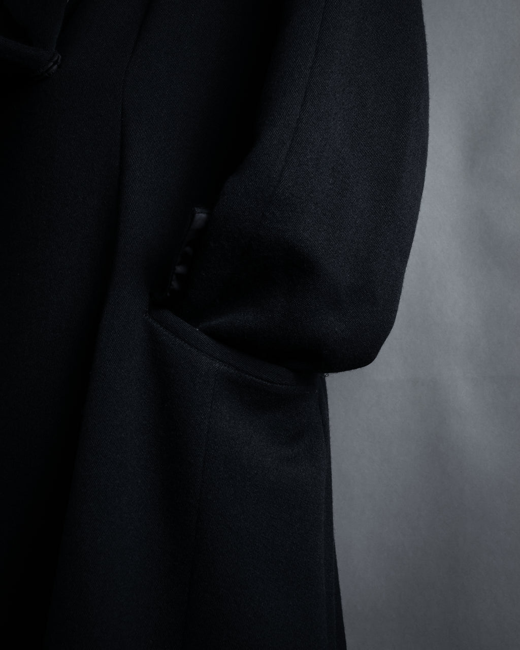 “KEITA MARUYAMA” Floral appliqué one-button chelsea coat