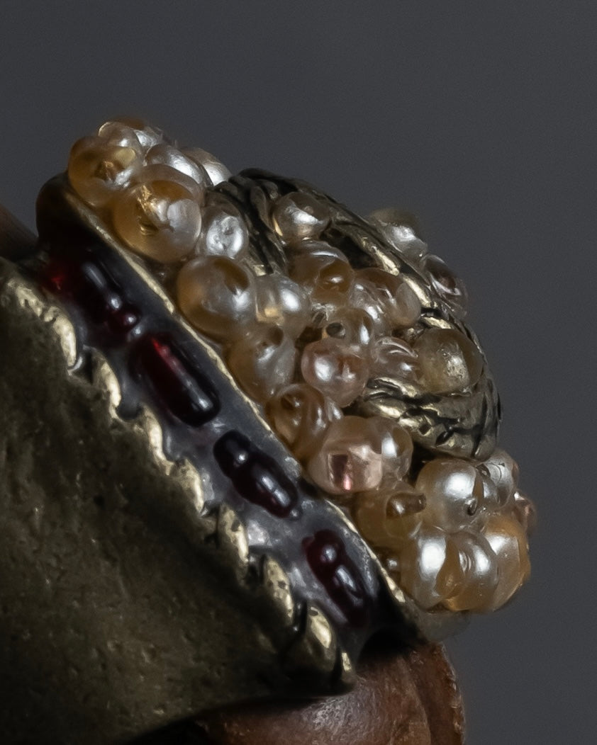 "CHANEL" 00 AW Glass pearl Coco mark motif gold ring