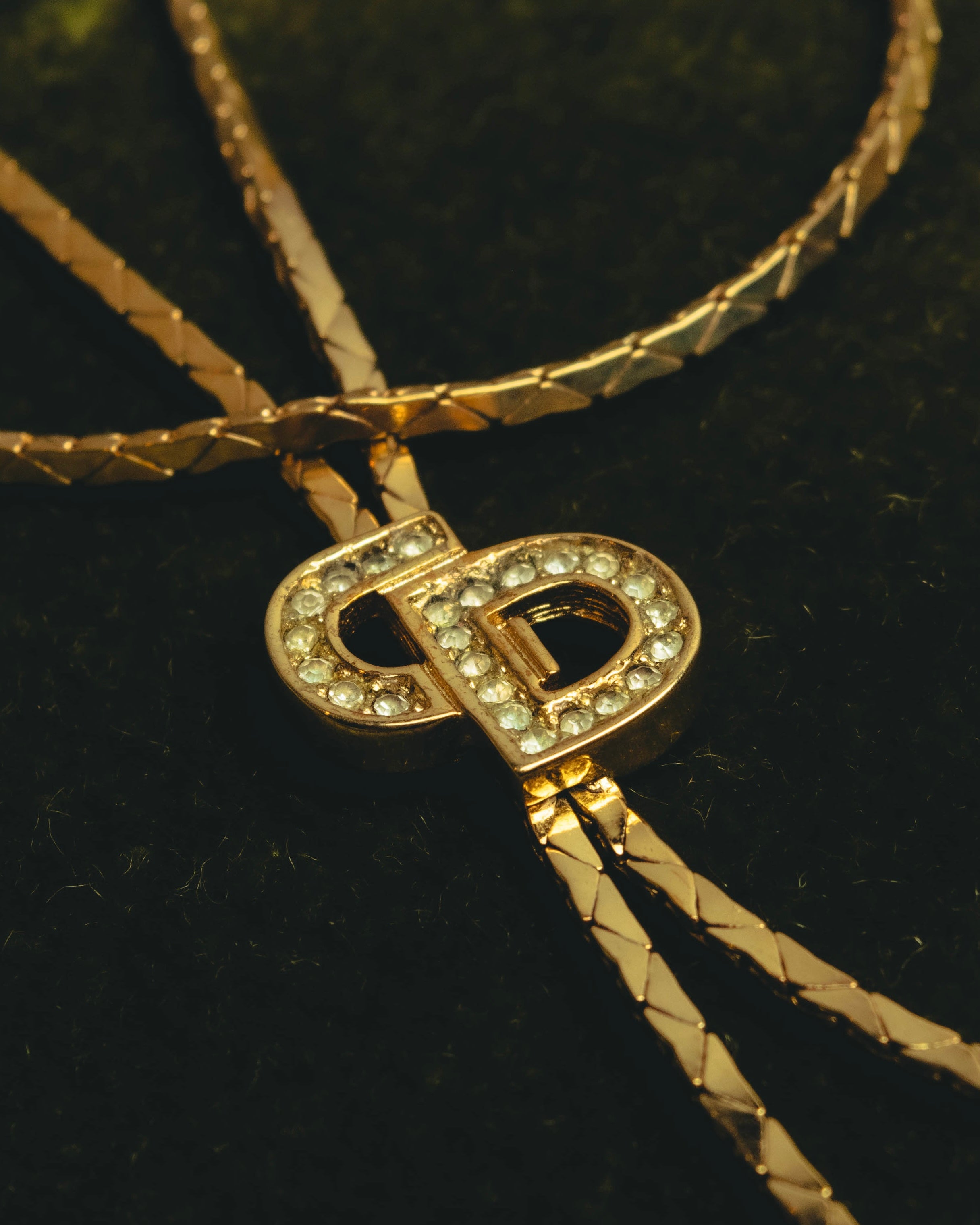 "Christian Dior" 80's-90's Gold tone rhinestone cd lariat necklace