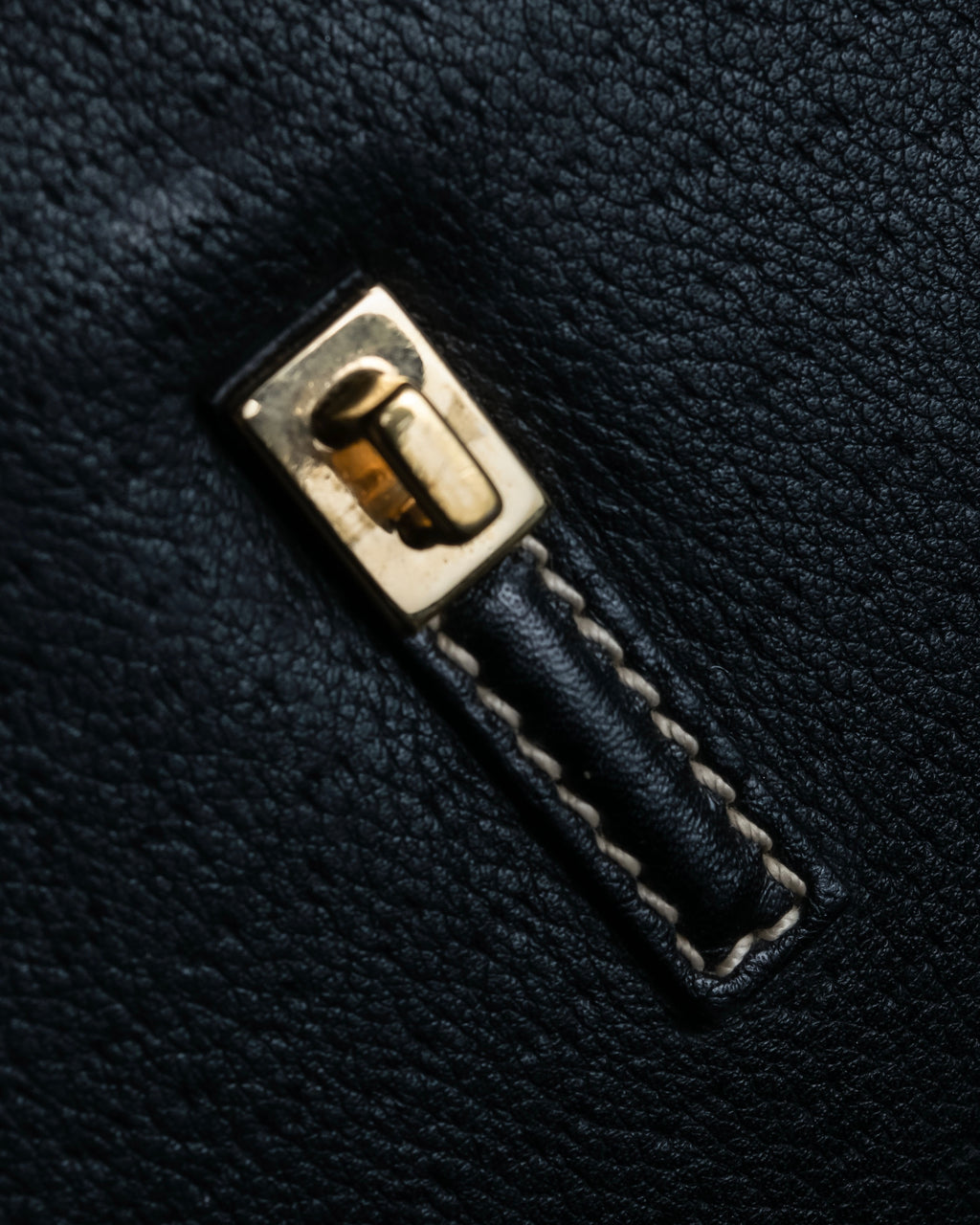 "Salvatore Ferragamo" Gancini motif design leather one-handle bag