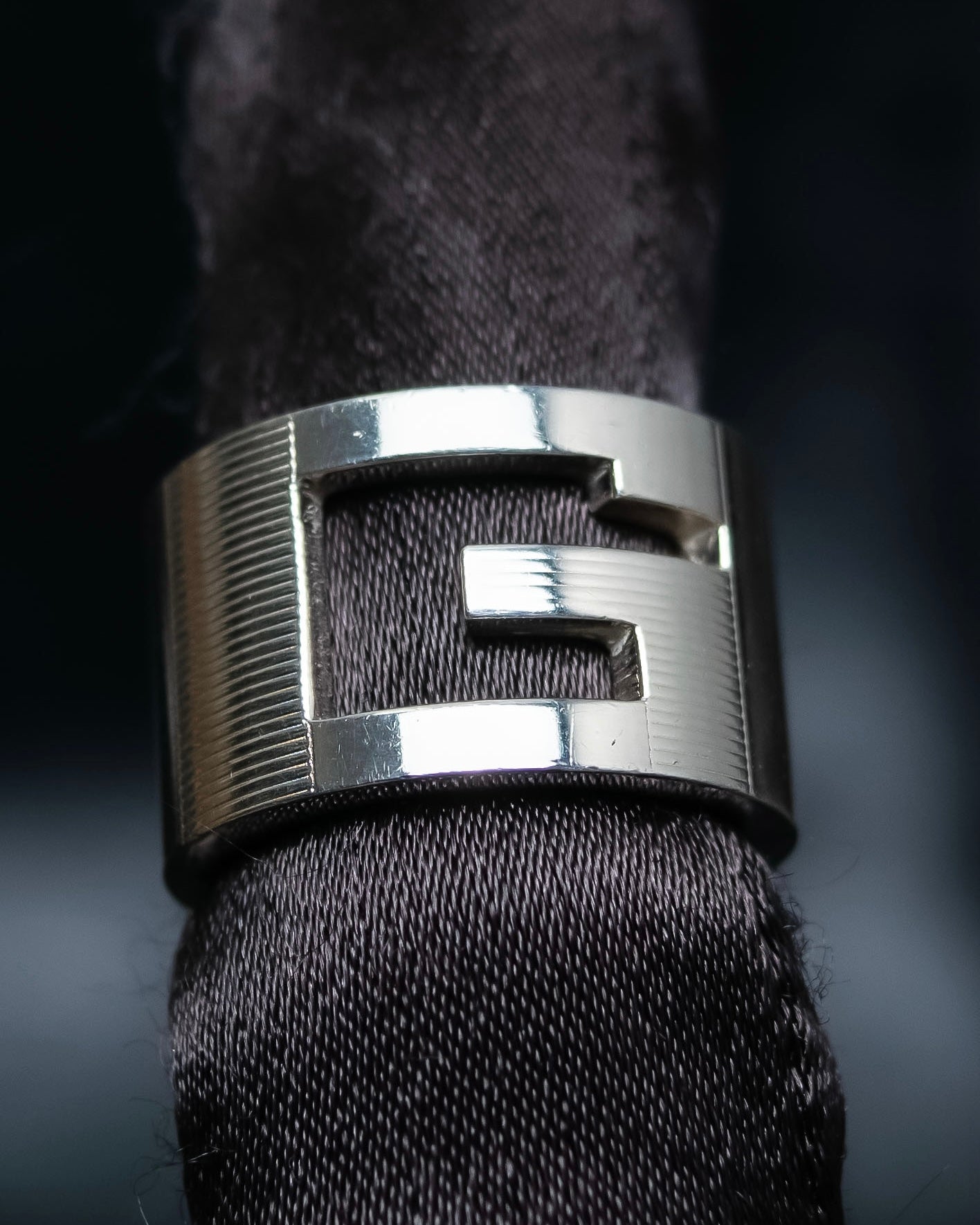 “GUCCI” G logo silver 925 ring
