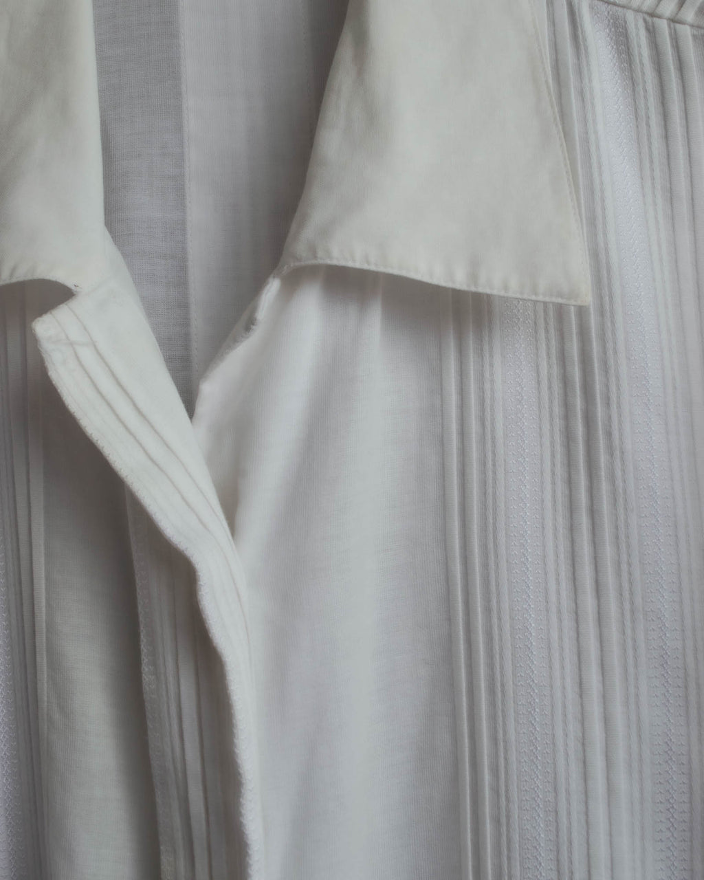 -SPECIAL- “Christian Dior” 90’s-00’s pleated bib dress shirt