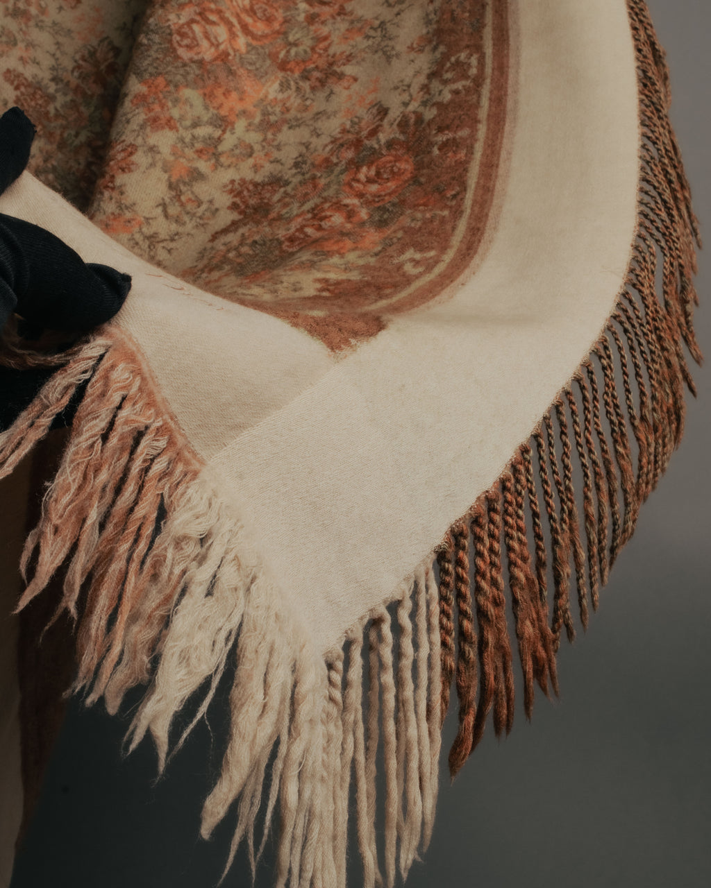 “Christian Dior“ 80’s-90’s Floral jacquard fringed stole