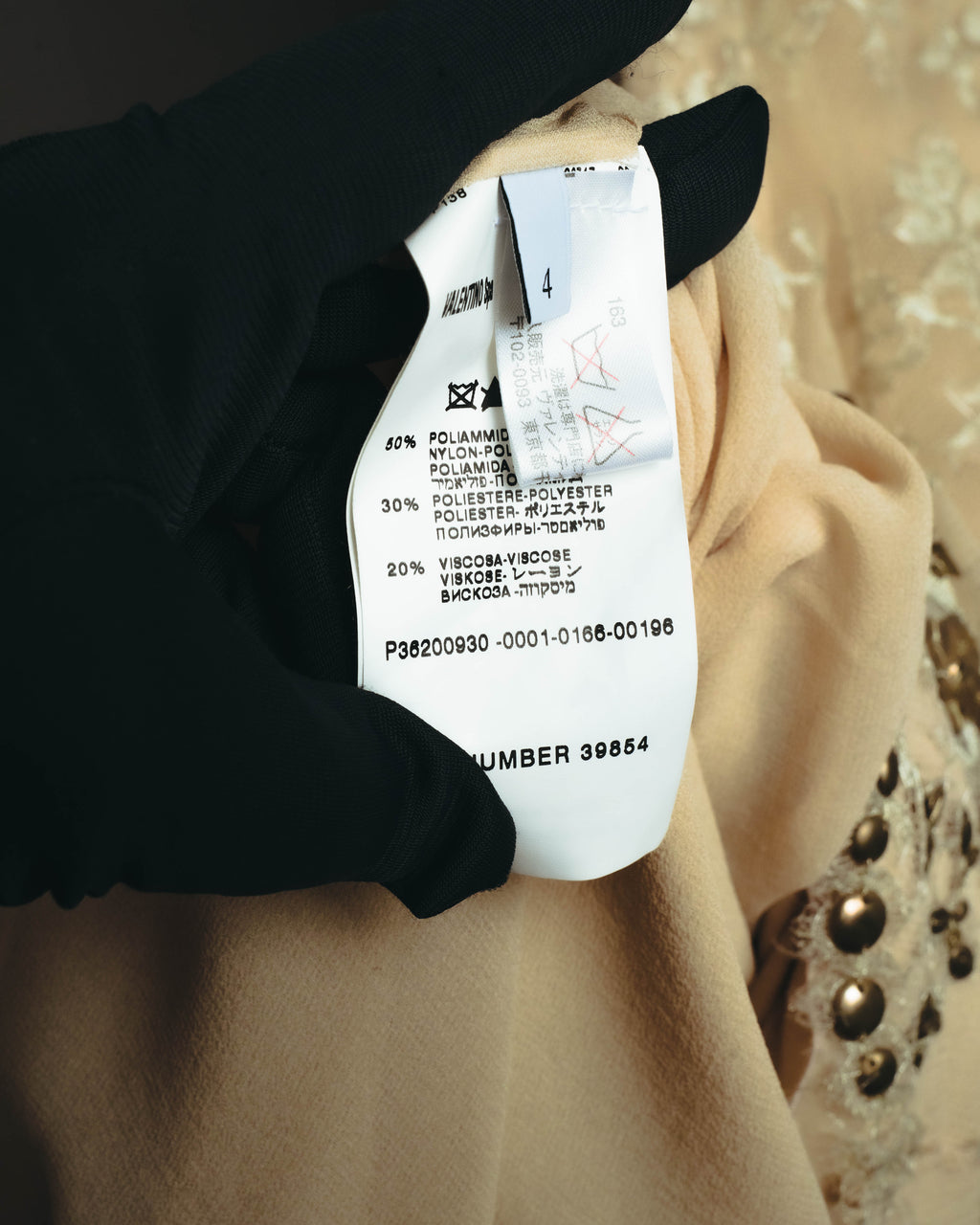 –SPECIAL– "VALENTINO" 00's-10's Embellished lace cocktail dress